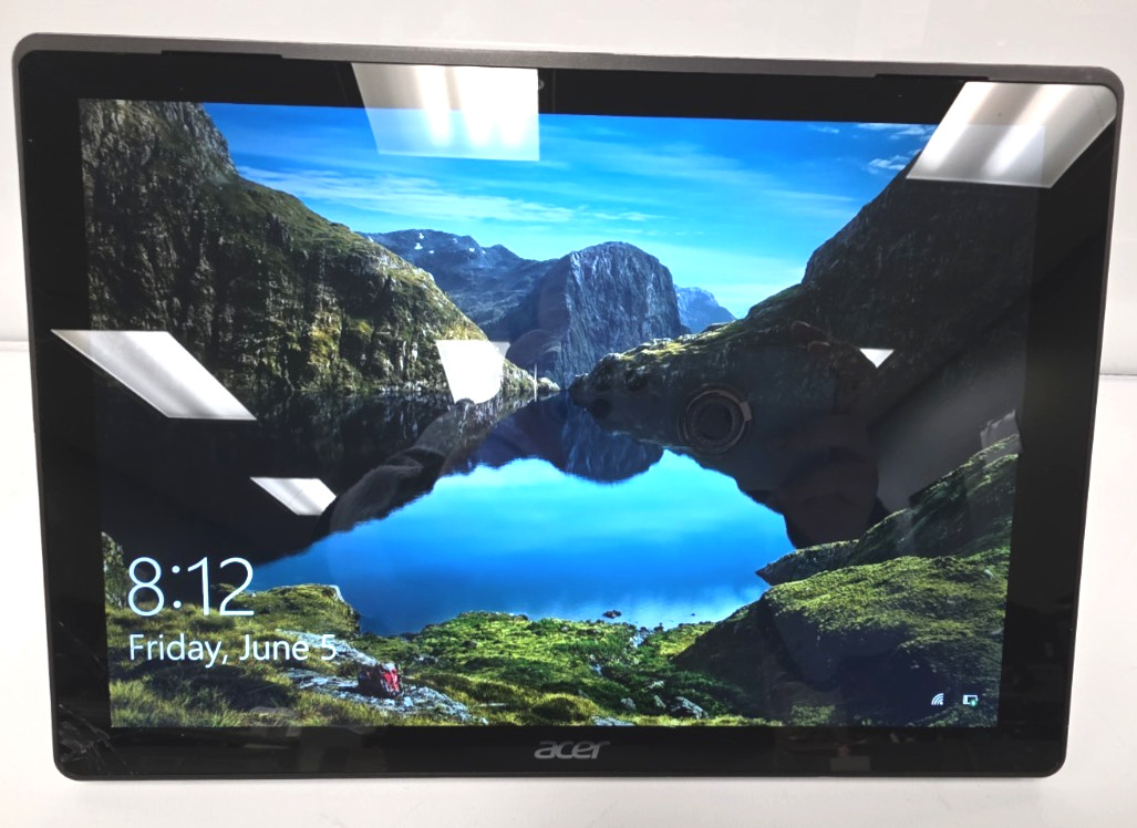 Acer Switch Alpha 12| Intel Core i3-6100U| 4GB RAM| 128GB SSD| Win 10 Pro| CS