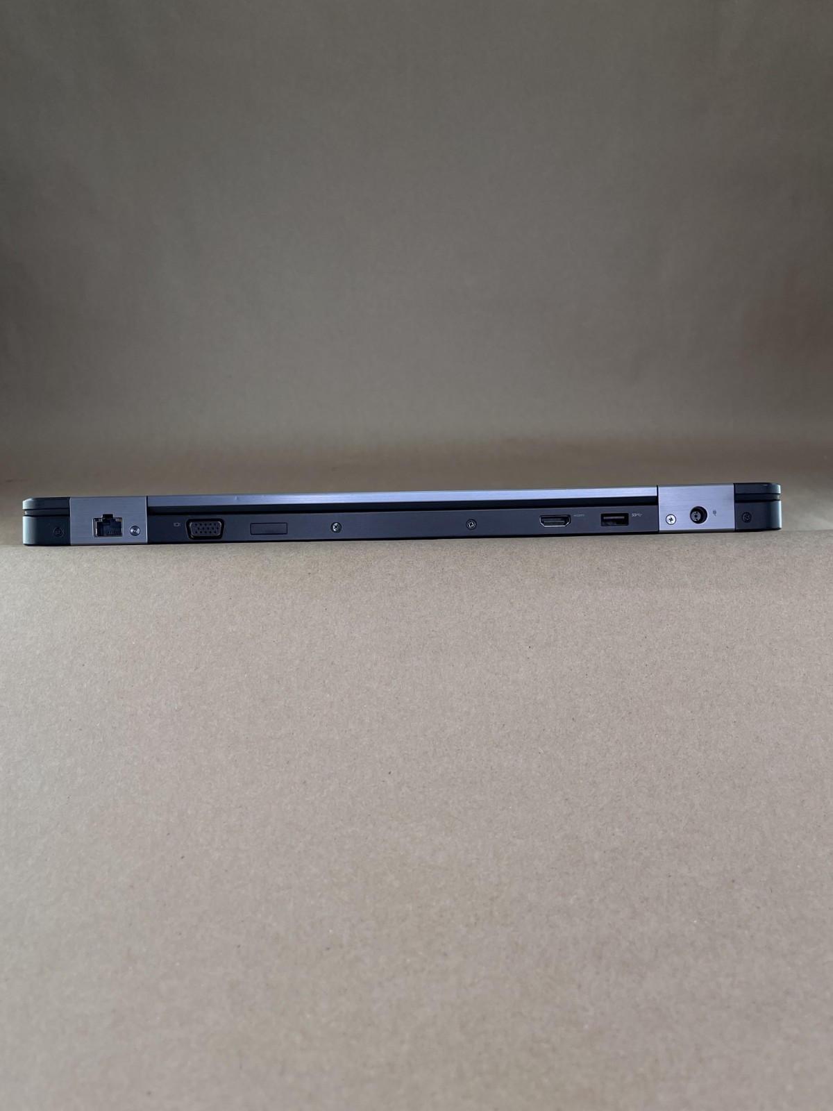 Dell Latitude 5570 15.6″ Core i3 128GB SSD 8GB RAM – Used / Serviced