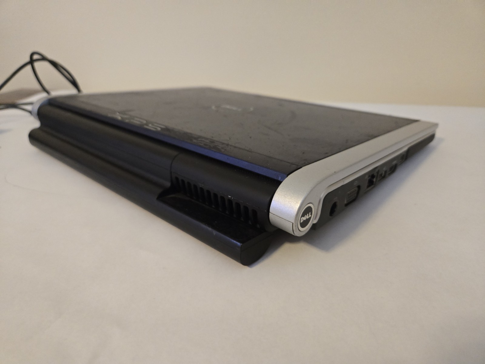 DELL XPS M1330, Intel Graphics, Core 2 Duo 1.66GHz 2GB Ram, 250gb Hdd, W-Vista