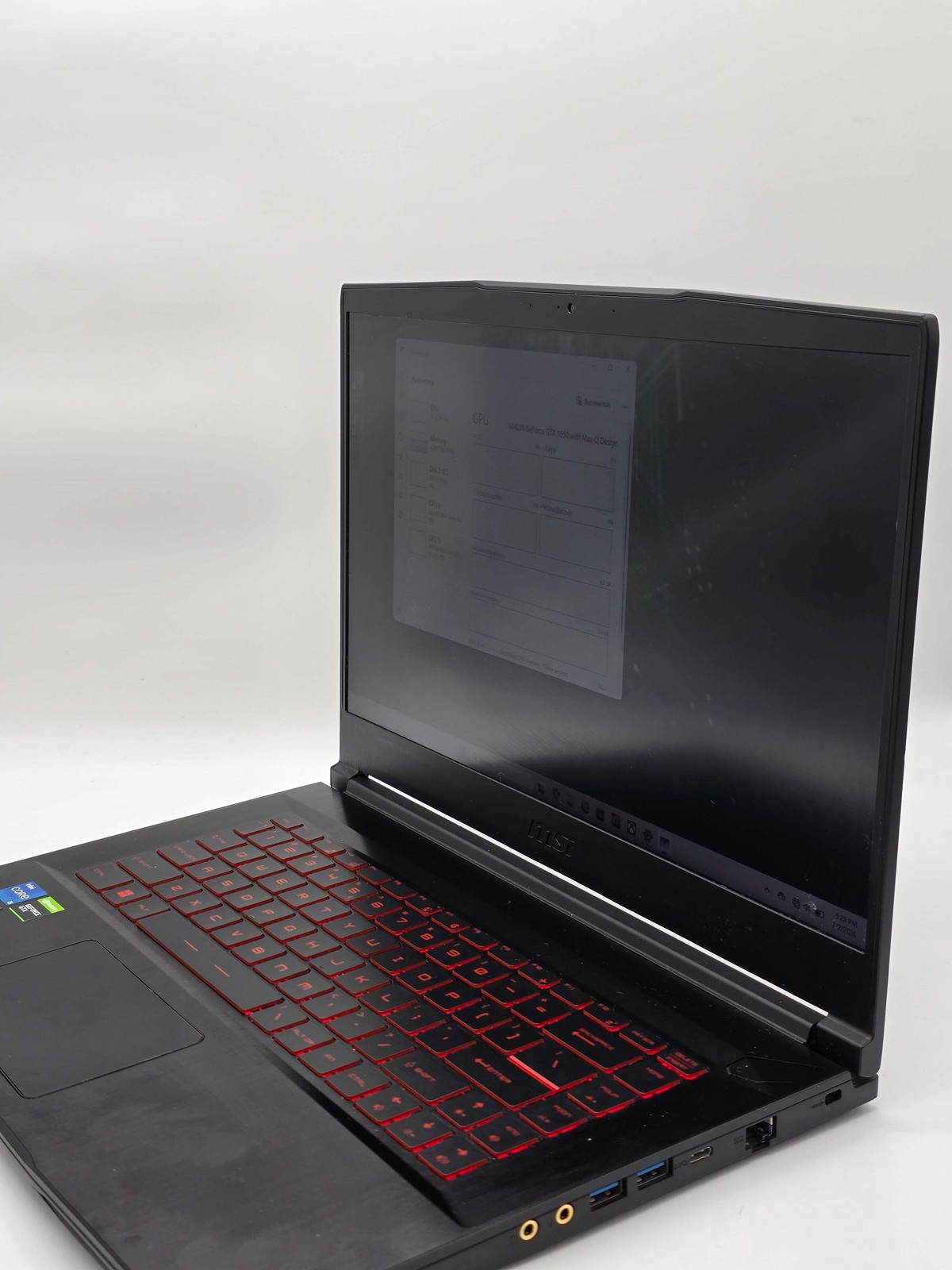 MSI GF63 Thin 15.6″ Gaming Laptop i5-11400H 8GB 256GB SSD GTX 1650