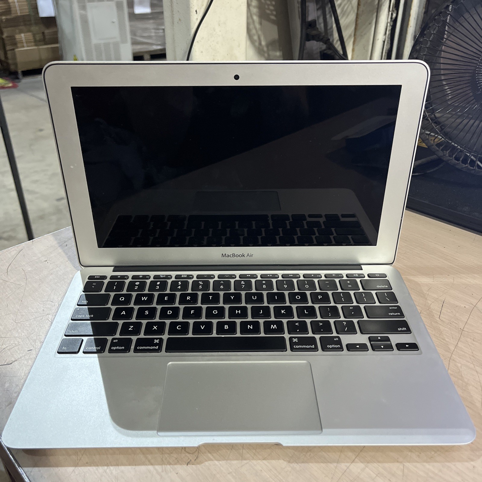 APPLE MACBOOK AIR 11″ MID-2012 CORE I5-3317U 1.7GHZ 4GB RAM NO HD