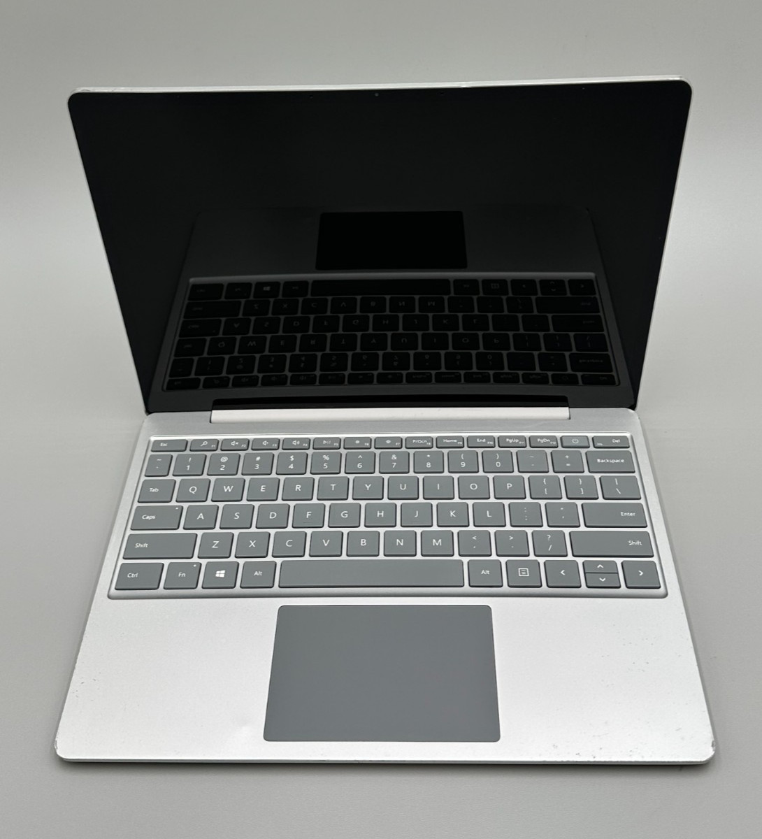 Surface Laptop Go 1943 12.4″ i5-1035G1 1GHz 128GB SSD 8GB DDR4 Silver Fair/READ