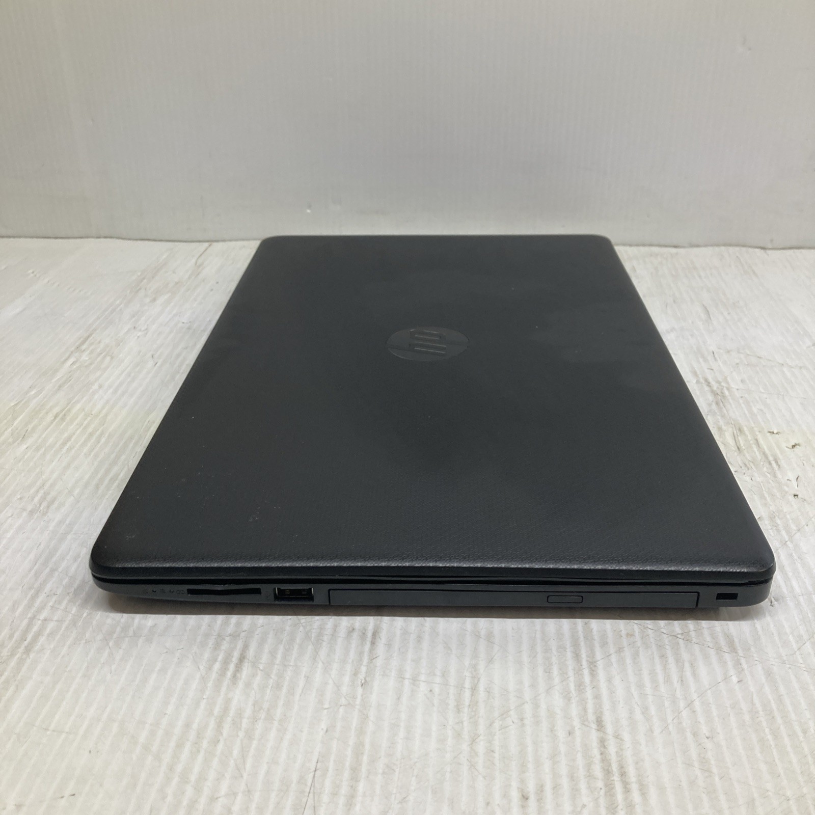 HP Laptop 15-db0xxx AMD A6-9225 Radeon R4 2.60 GHz no Ram no HDD Boot to BIOS