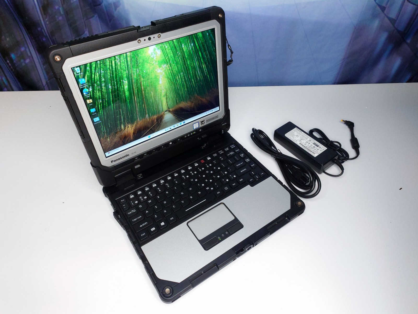 Panasonic Toughbook 33 CF-33 Mk1 12″ i7 16GB 500GB SSD Win 11 Pro Touch GPS LTE