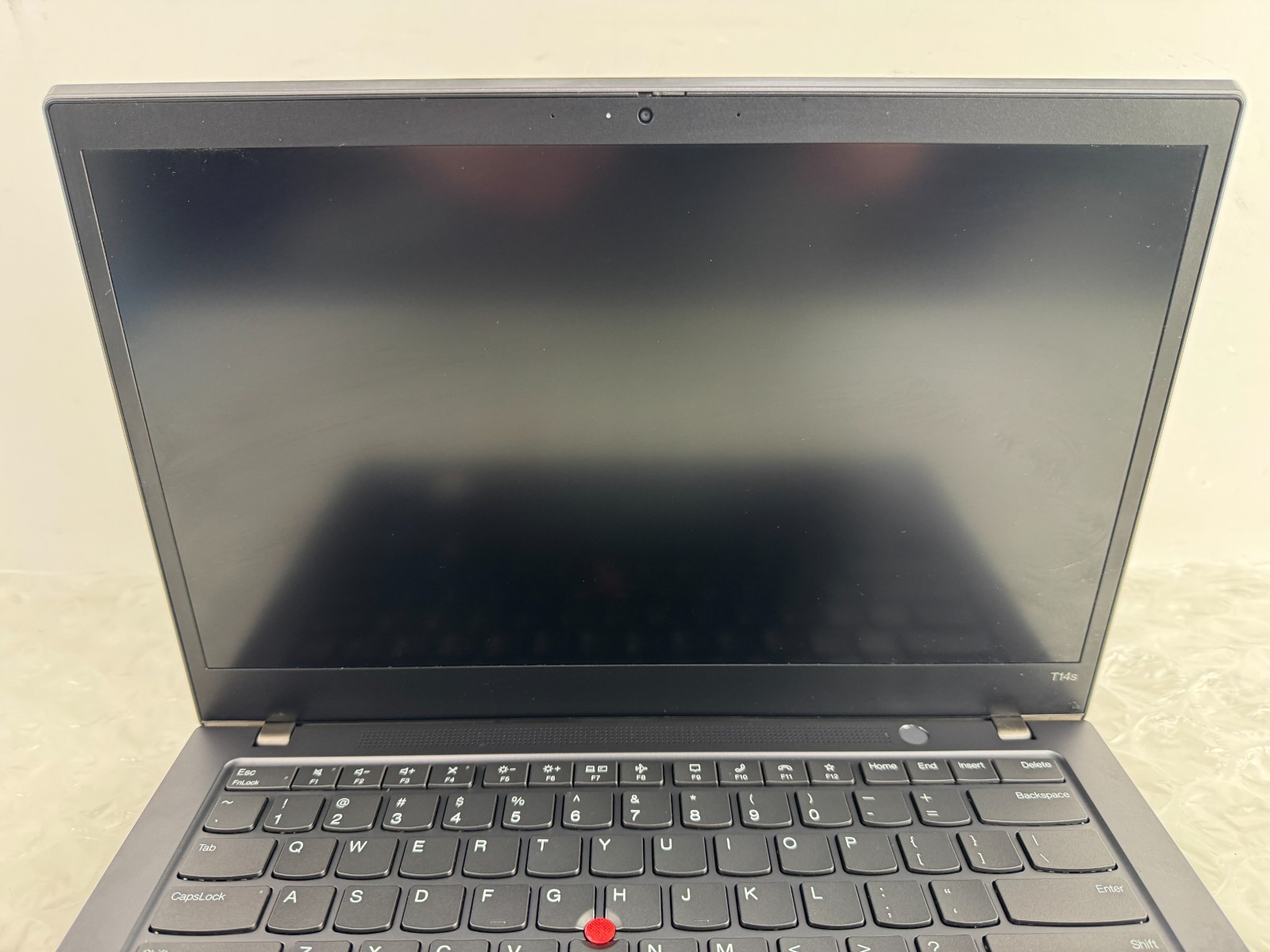 Lenovo ThinkPad T14s Gen 2 i7-1185G7 16GB 256GB SSD 14″ FHD Win 11 Pro (READ)