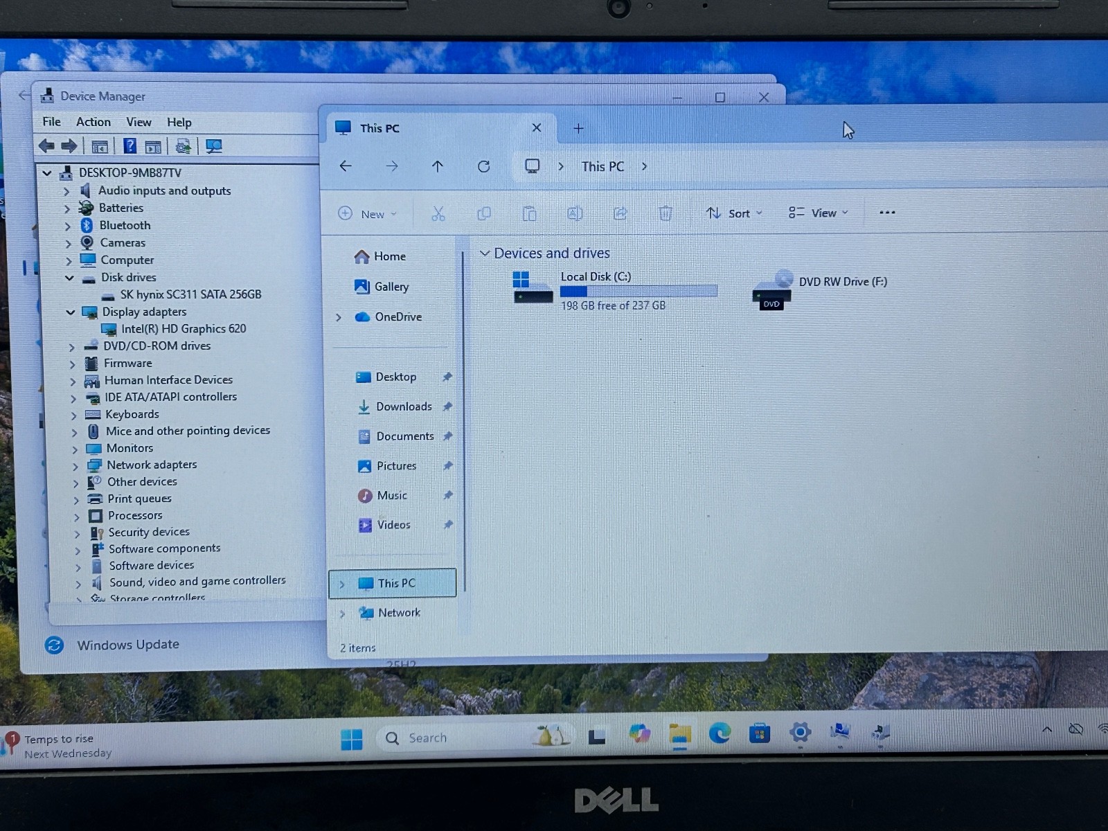 Dell Inspiron 15 3567 Laptop i5-7200U 2.50GHz 8 GB RAM 250 GB HDD Win 11 Home