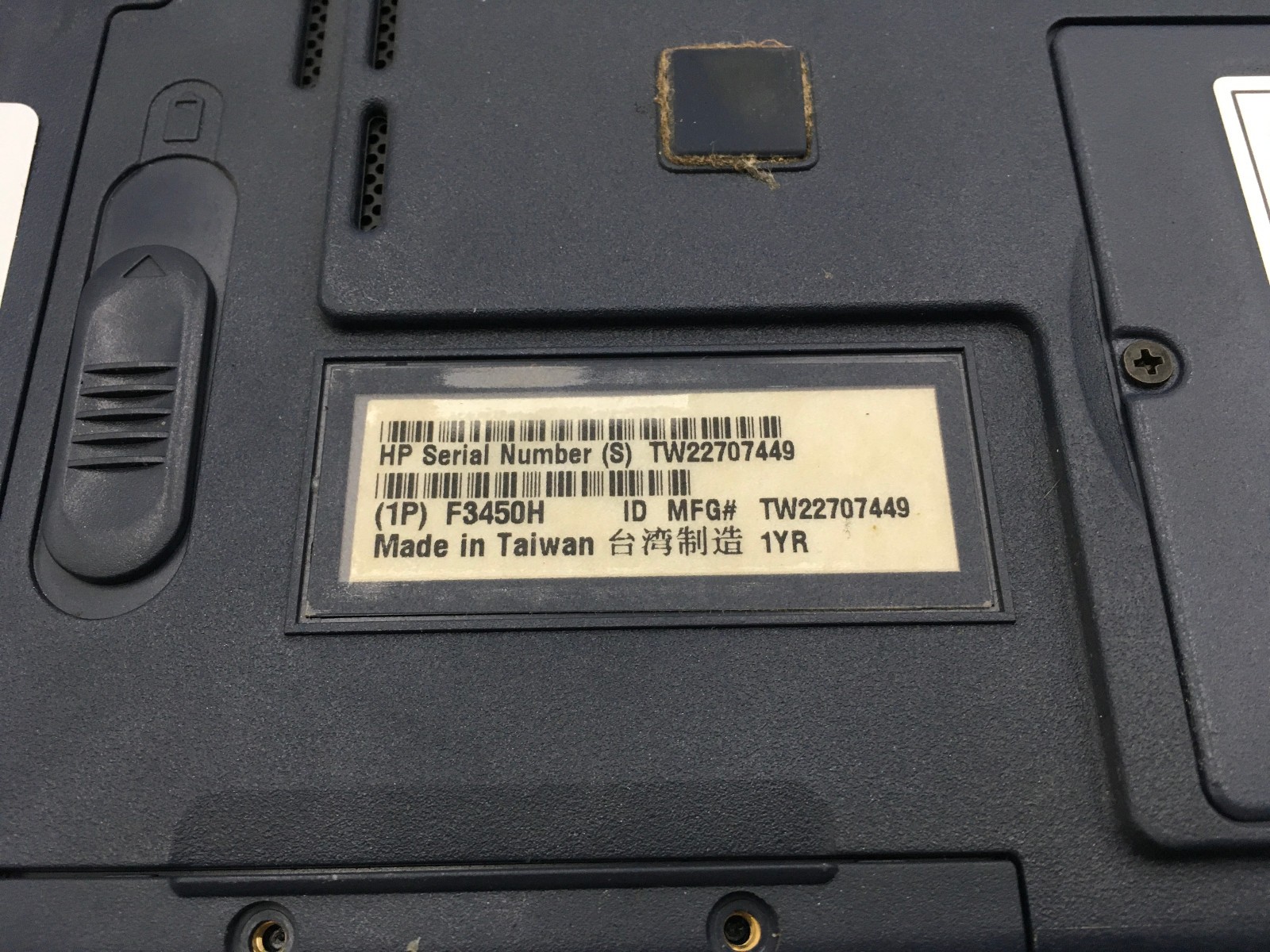 HP PAVILION ZT1000 -FOR PARTS/LCD NO POWER- INTEL PENTIUM 4 – 256MB RAM -READ-BB