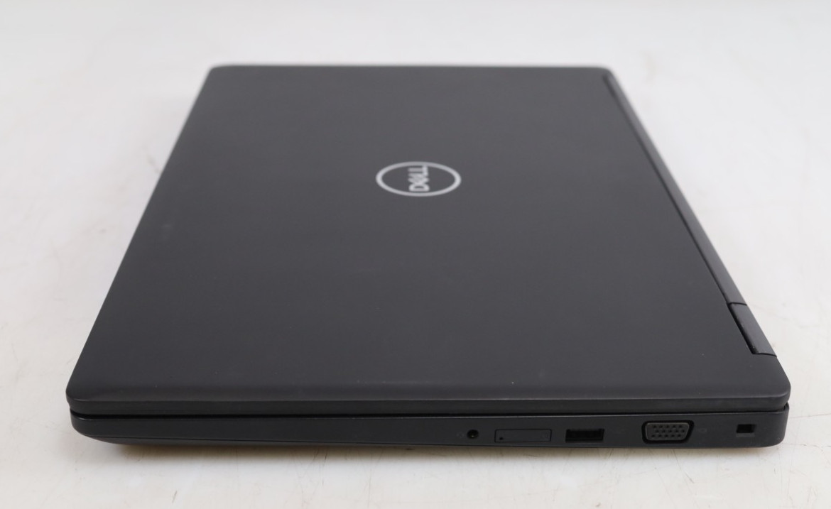 Dell Precision 3530 15.6″ Intel i5-8400H 16GB DDR4 500GB SSD Quadro P200 Win 11