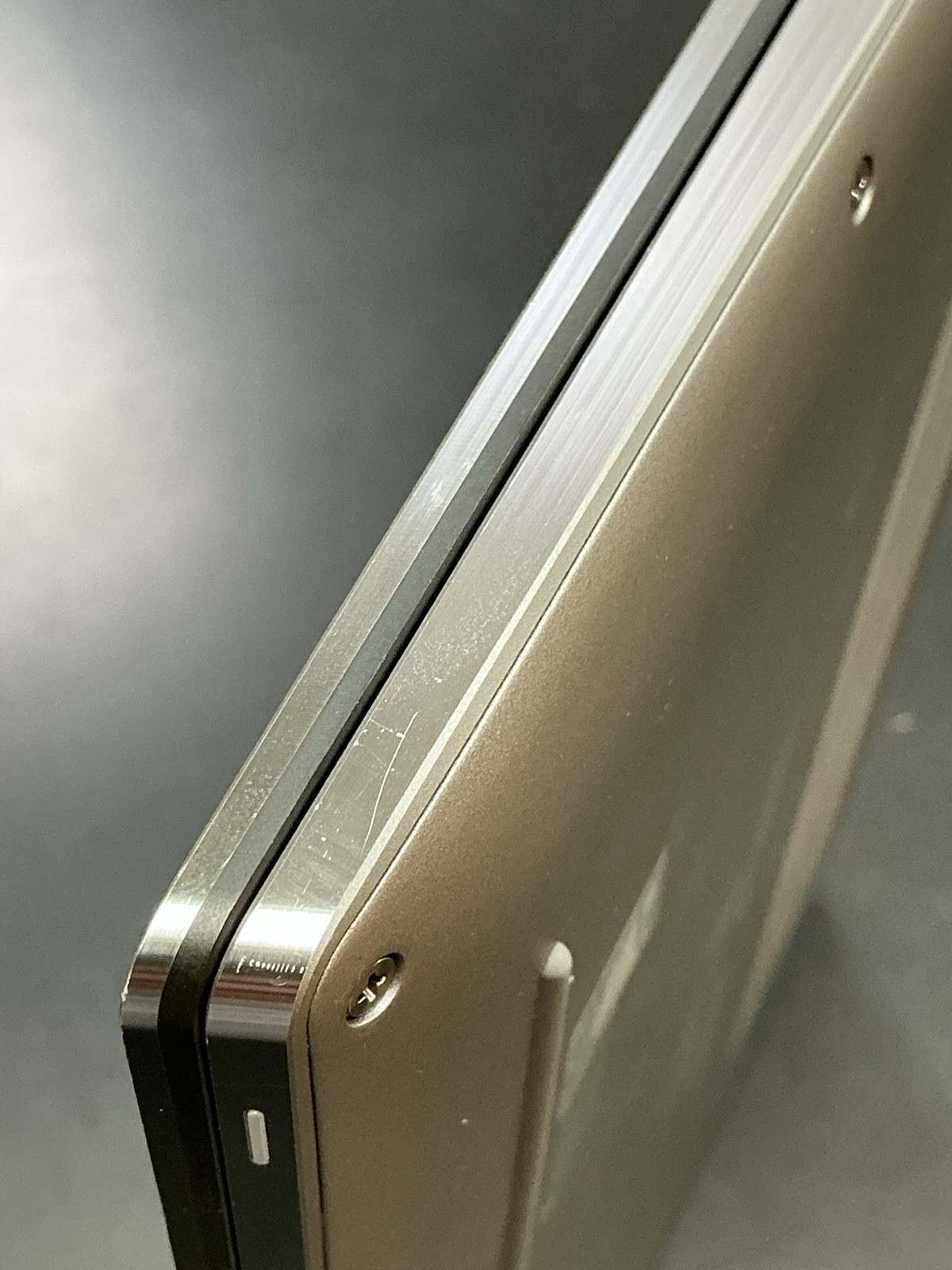 Dell Latitude 9520 15″