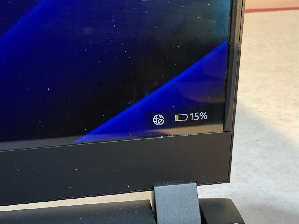 GIGABYTE AERO 15 OLED (1TB SSD, Intel Core i7-11800H, 2.3GHz, 16GB RAM, 3080) 