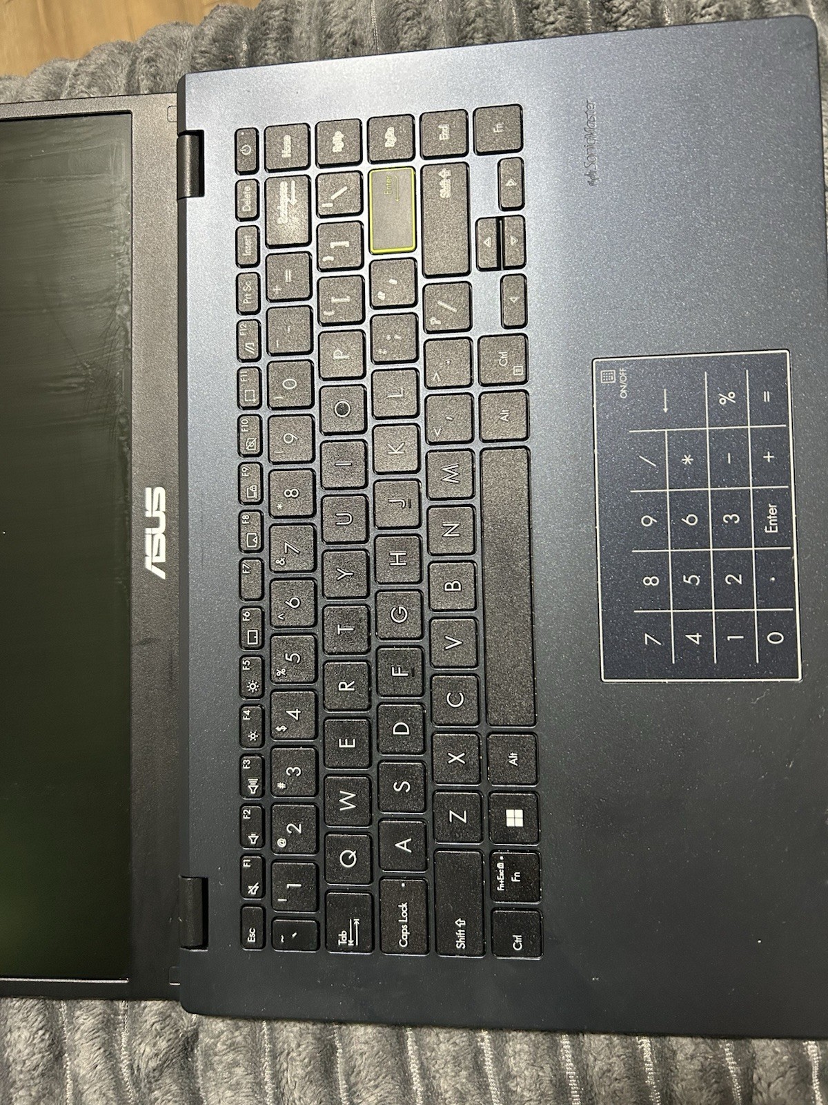 ASUS 14” Laptop Windows 11 — *USED*
