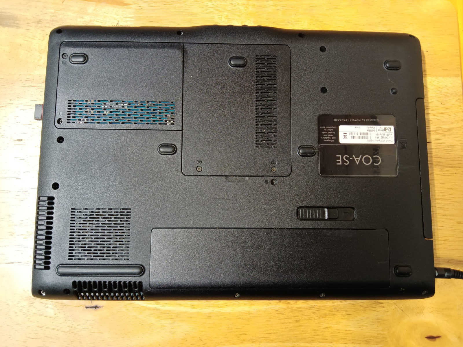 Hp Pavilion dv6258se/Amd Turion TL-56 1.80/3gb/250gb/Windows 7 Home/Vga/15.4.”