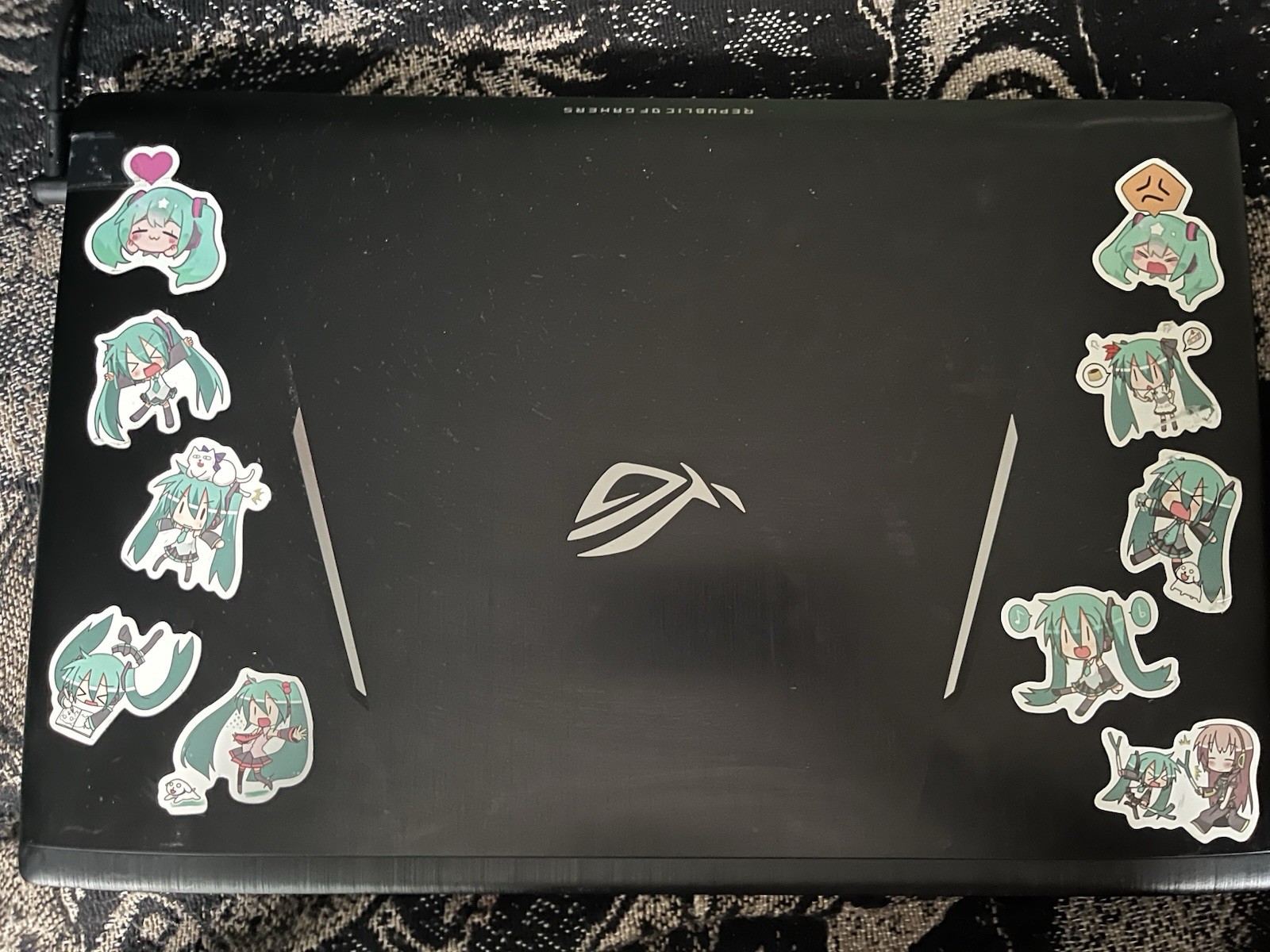 ASUS ROG Strix GL753VE-RS71 17.3″ i7-7th GTX 1050 Ti 16GB 1TB+256SSD Win