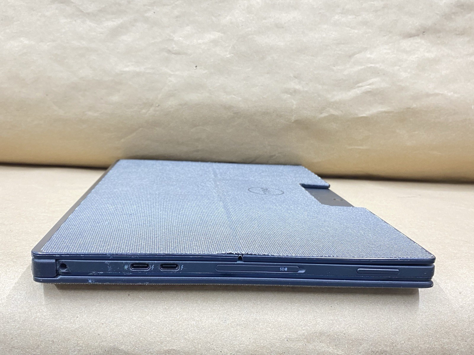 Dell Latitude 7275 – 12.5″ FHD – Touch – m5-6Y57 – 8GB – 128GB – Win 10 – READ