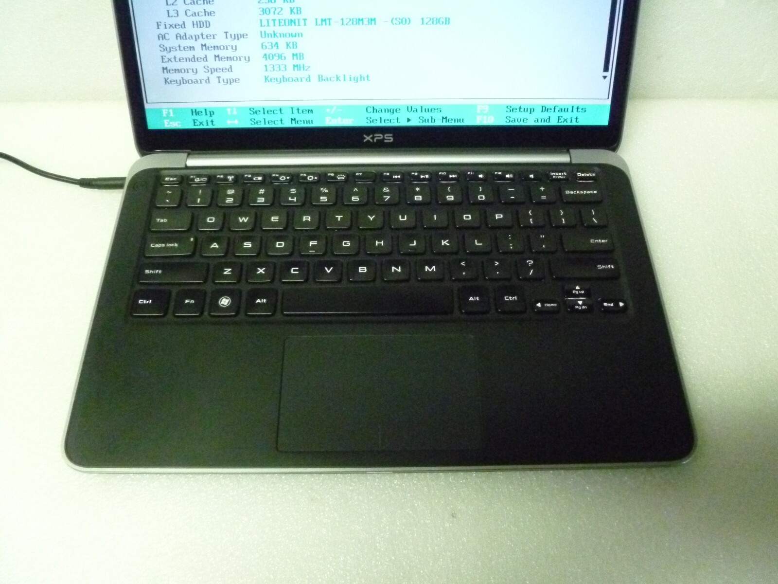 DELL XPS L321X INTEL CORE i5-2467M 4GB RAM 128GB HD SSD LAPTOP (X369)
