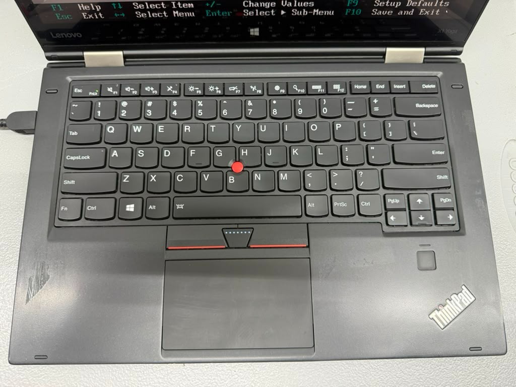 Lenovo ThinkPad X1 Yoga 1st Gen 14″ Touch i7-6600U 16GB RAM Boot to BIOS No SSD
