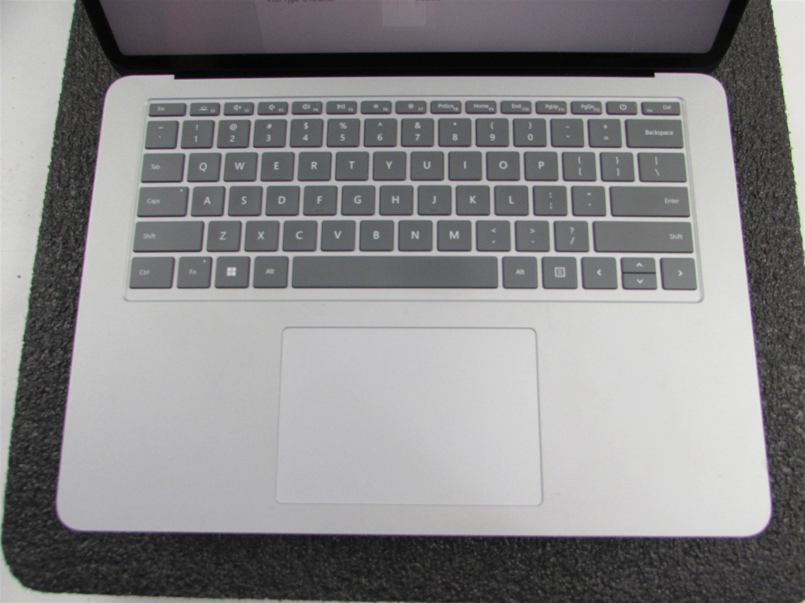 Microsoft Surface Laptop Studio 1964 i7-11370H 1TB SSD 32GB RTX A2000 *No A/C*