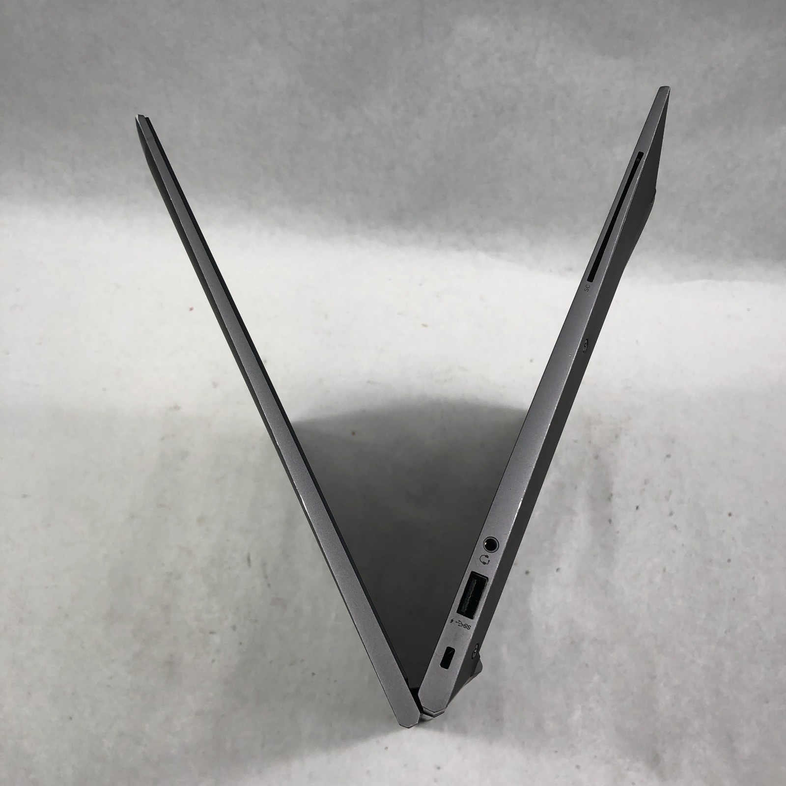 HP ZBook Firefly 15 G8 Mobile Workstation i7-1165G7 8GB RAM 256GB SSD Win 11