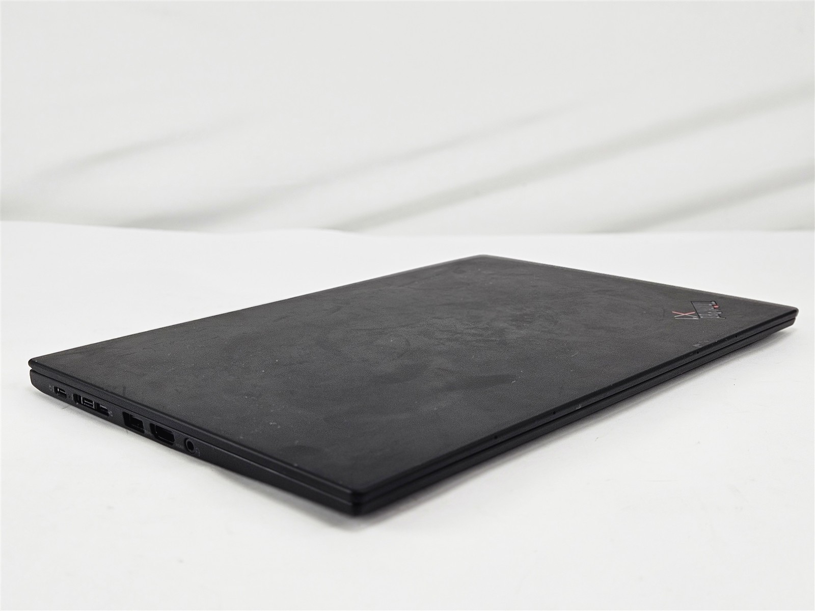Lenovo ThinkPad X1 Carbon Gen 8 Intel Core i7-10610U 16GB 512GB SSD 14″ UHD