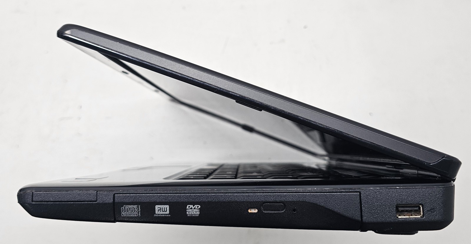 Dell Inspiron 1545 Laptop Intel Core 2 Duo T6600 3GB RAM 250GB NO OS/BATT (FL)