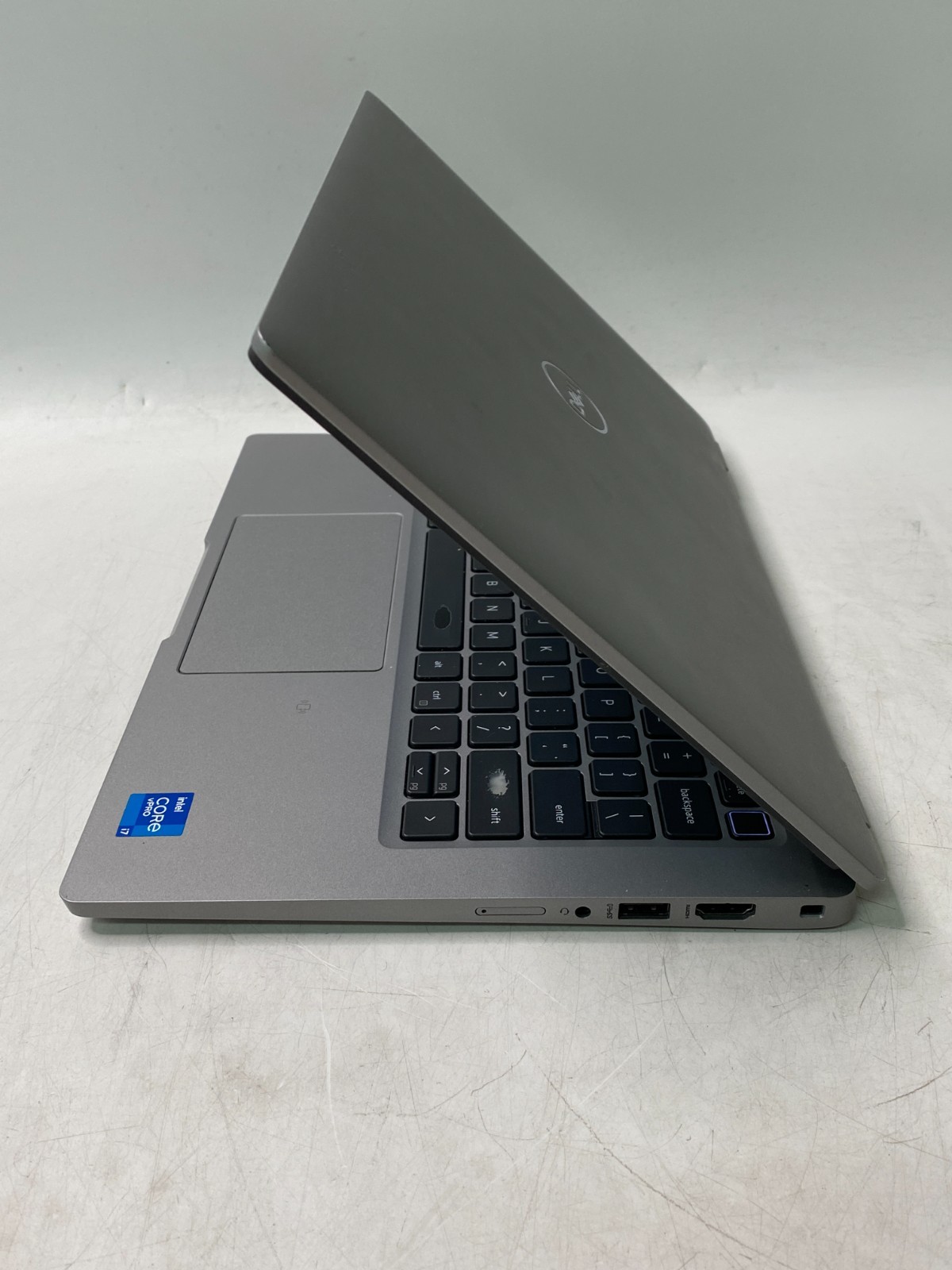 Dell Latitude 5320 17-1185G7 16GB DDR4 No SDD/AC – Heavy Wear/84% Battery PARTS