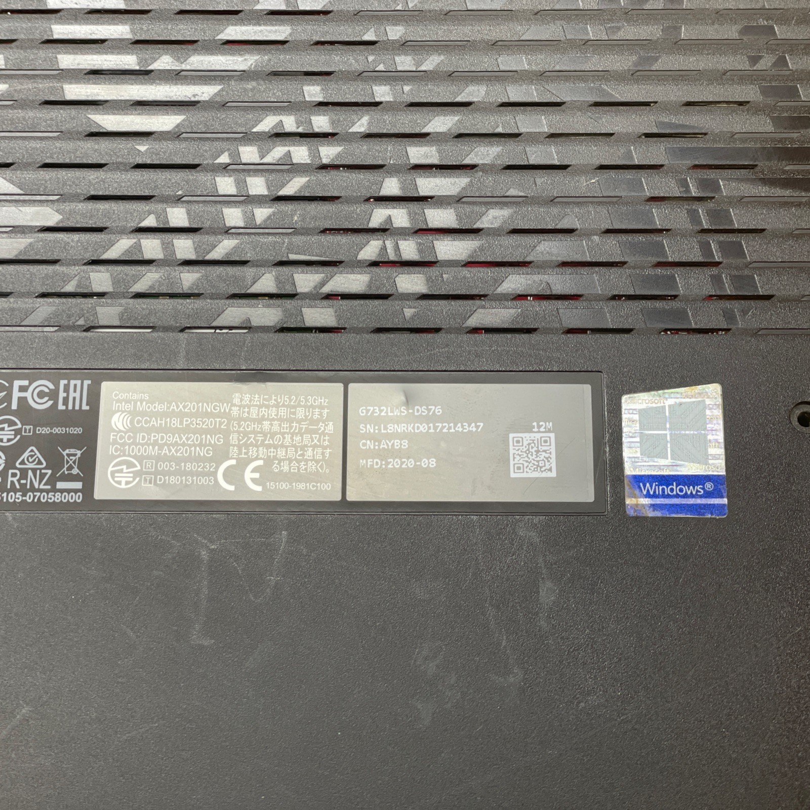 ASUS ROG Strix G732L, i7-10875H @ 2.30GHz 16GB RAM 1TB SSD RTX 2070S