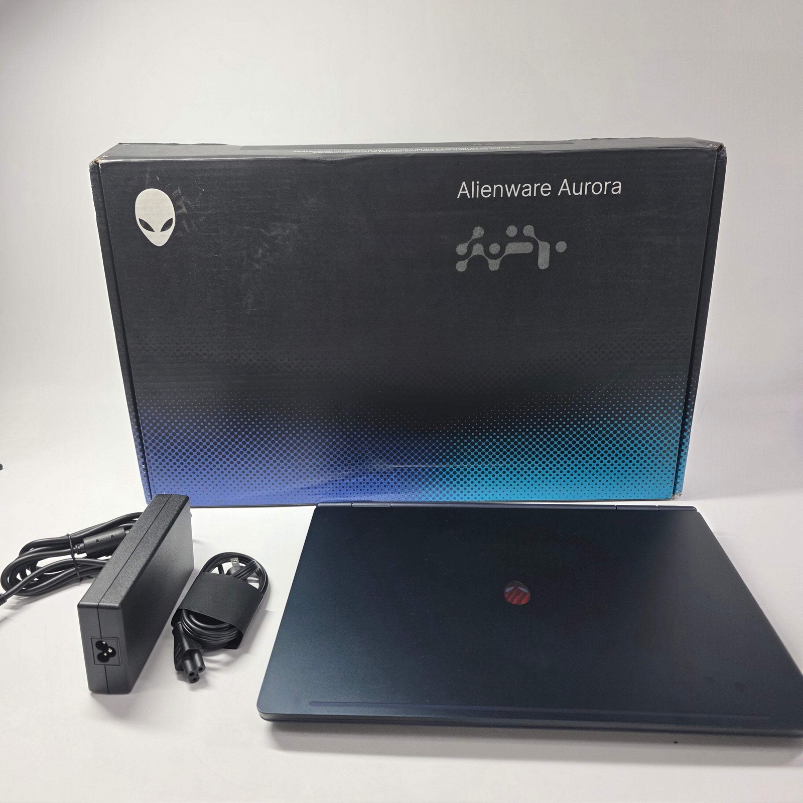 Alienware 16 Aurora RFV28 15.6″ Core 7 240H 16GB RAM 500GB GeForce RTX 5050