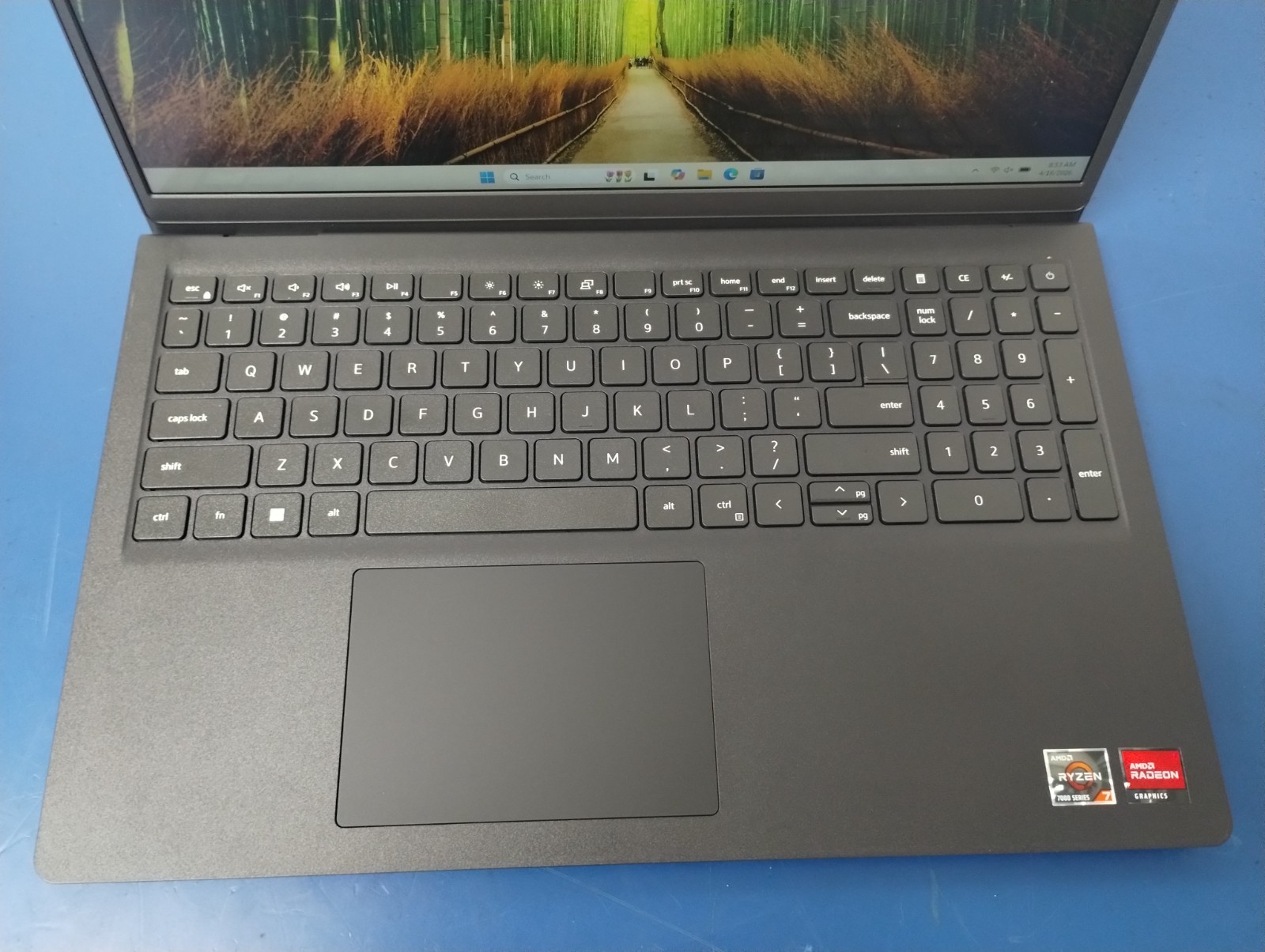 DELL 15 DC15255 G8MK9, AMD Ryzen 7 7730U, 2.00 GHz, 16 GB RAM, 512 GB NVMe SSD
