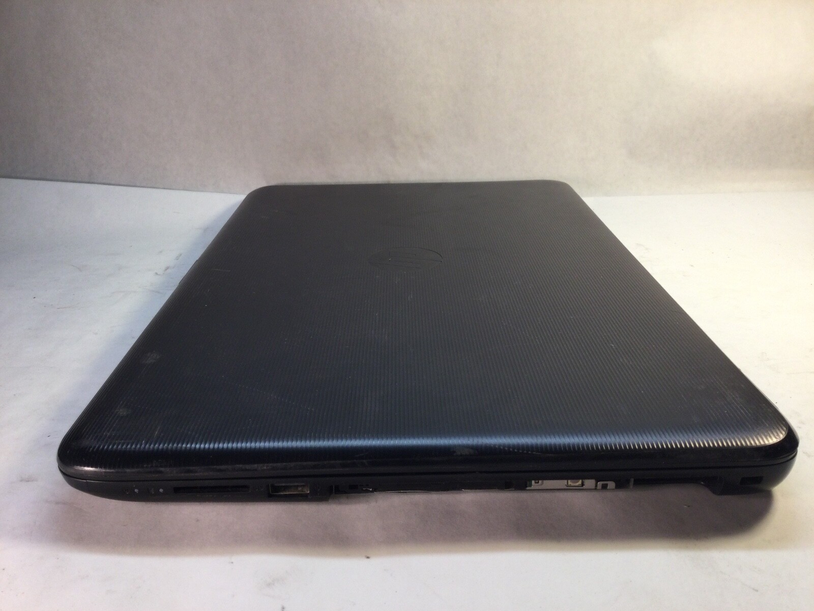 HP 15-ba009dx 15″ Laptop AMD A6-7310 -BOOTS TO BIOS – MZ