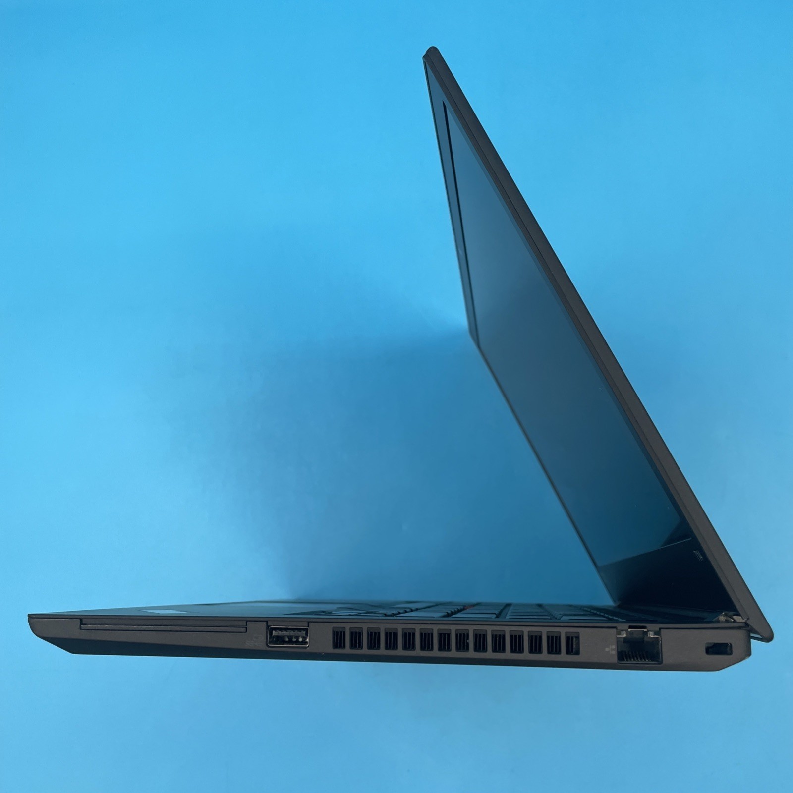 Lenovo ThinkPad T14 | Ryzen 5 Pro 4650U | 16GB RAM | 256GB SSD | W11 PRO | 77%