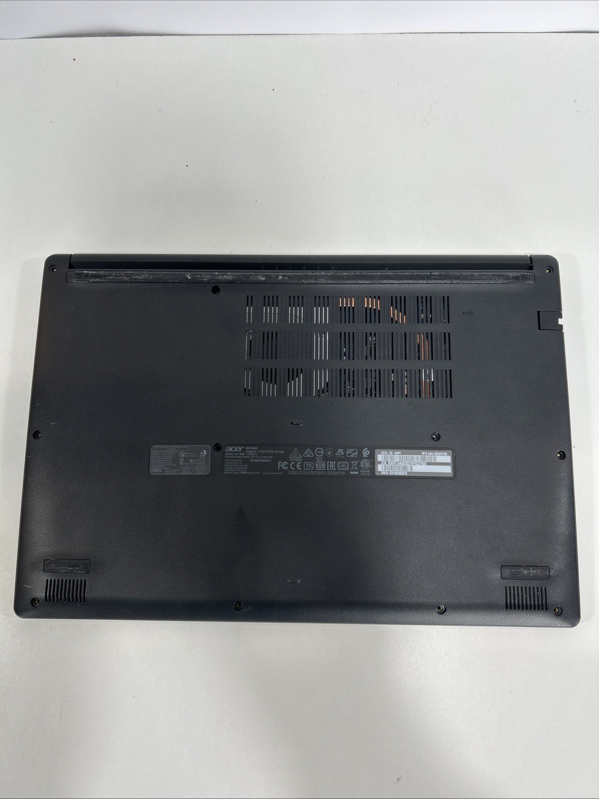 Acer Aspire 3 A315-23 15.6″ FHD AMD Athlon Silver 3050U AMD Radeon Graphic PARTS