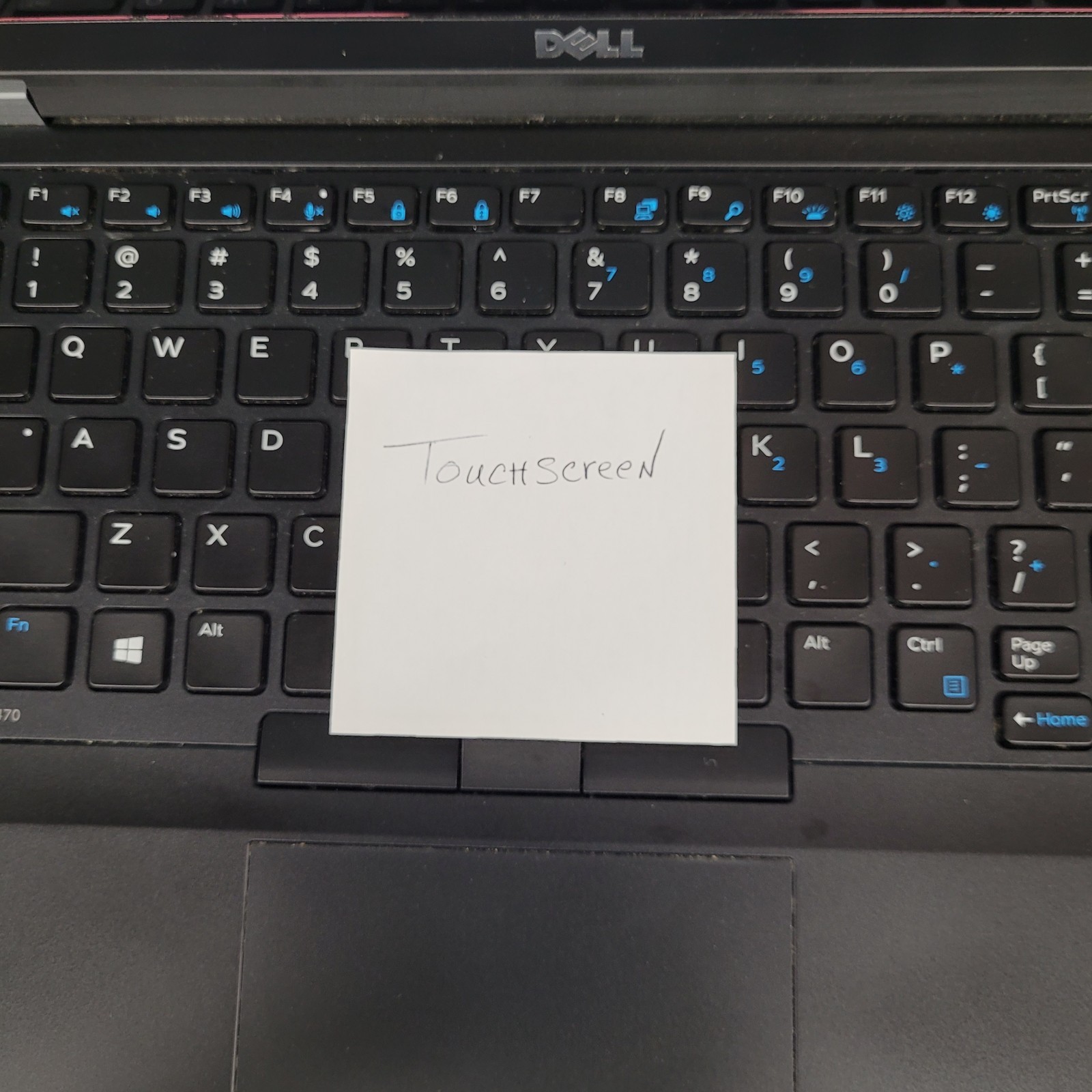 Dell Latitude E5470/Intel i7-6820U /4 GB RAM /120 GB SSD /Windows 11 + Chrger