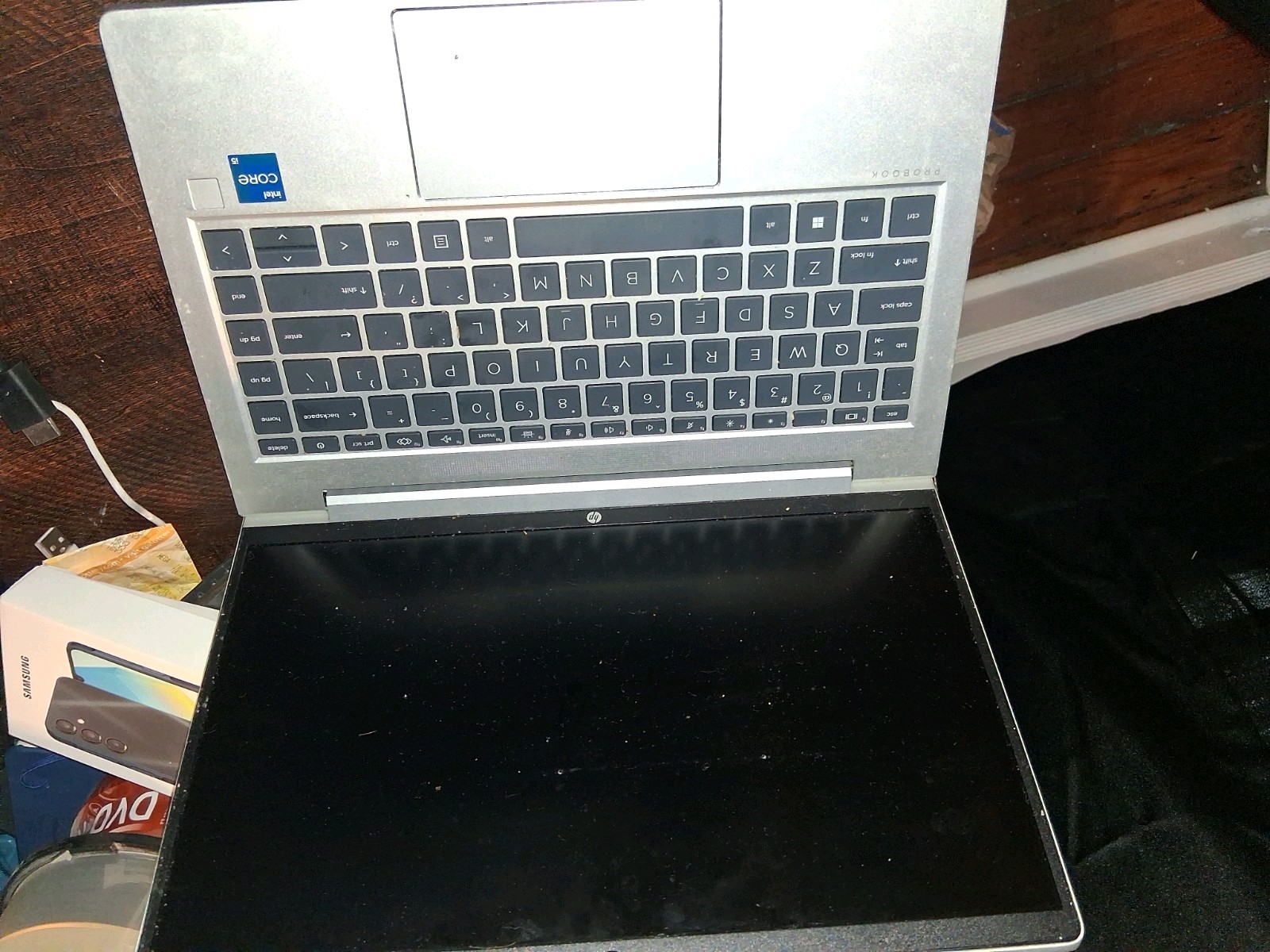 HP ProBook 640 G8 14″ FHD i5-1135G7 16GB DDR4 504GB NVMe SSD + Optane Iris Xe
