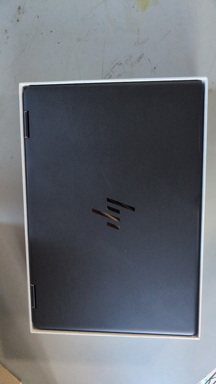 HP Spectre x360 16t 16 Touch Laptop PC 16 SCREEN DAMAGE G3D
