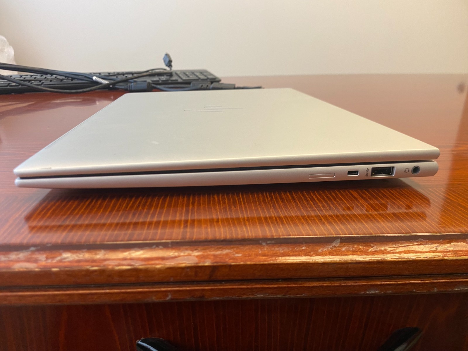 HP Elitebook 840 G10 14″ – Intel Core i5-1335U @ 4.60 GHz, 1 TB SSD, 16GB RAM, W