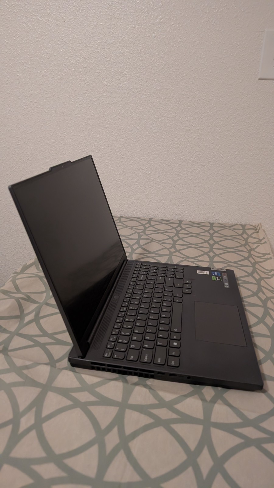 Lenovo Legion Slim 5i 16IRH8 i7-13700H RTX 4060 For Parts /Repair inc 2batteries