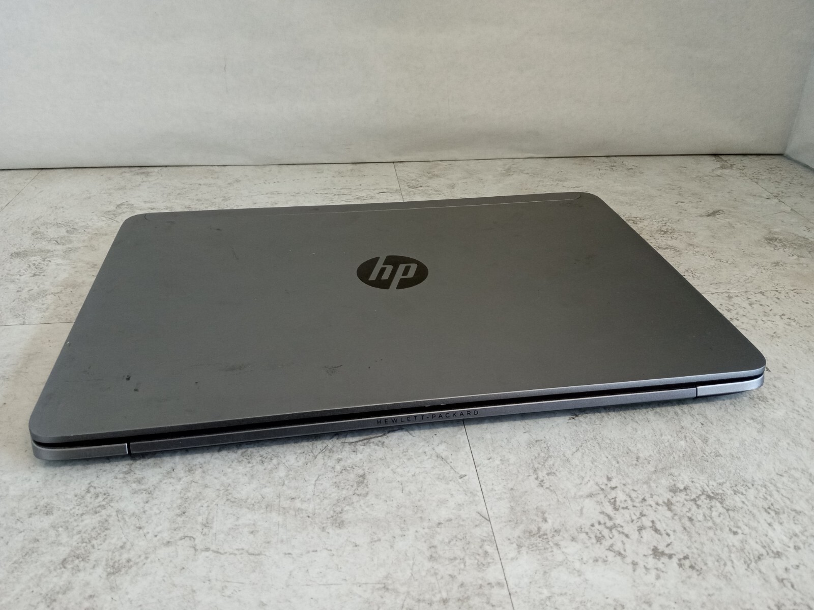 HP EliteBook 1040 G2 14″ Laptop Intel i7-4650U 4GB 128GB W10 – BAD BATTERY -RR