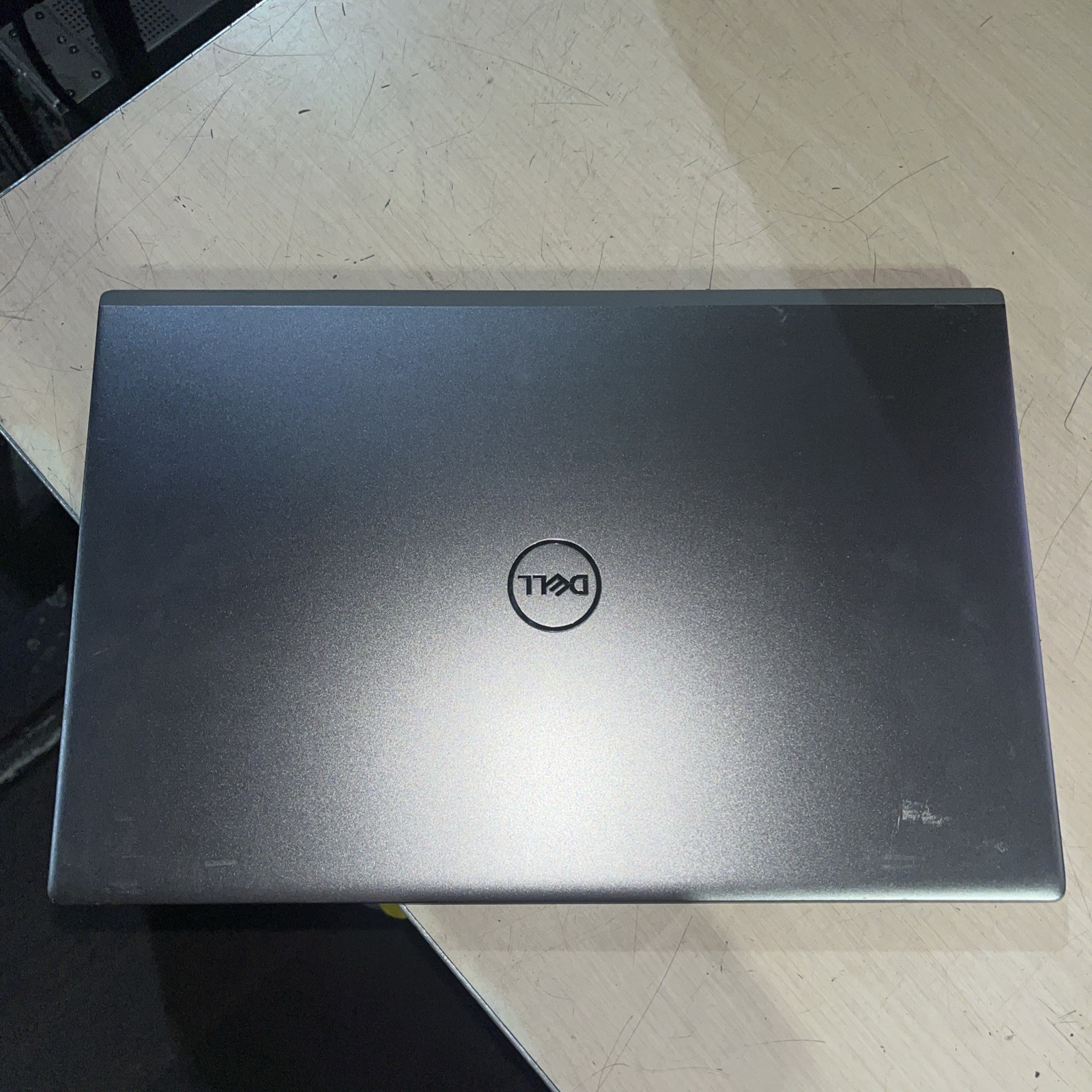 DELL VOSTRO 15 5501 INTEL CORE I7-1065G7 16GB RAM NO HD