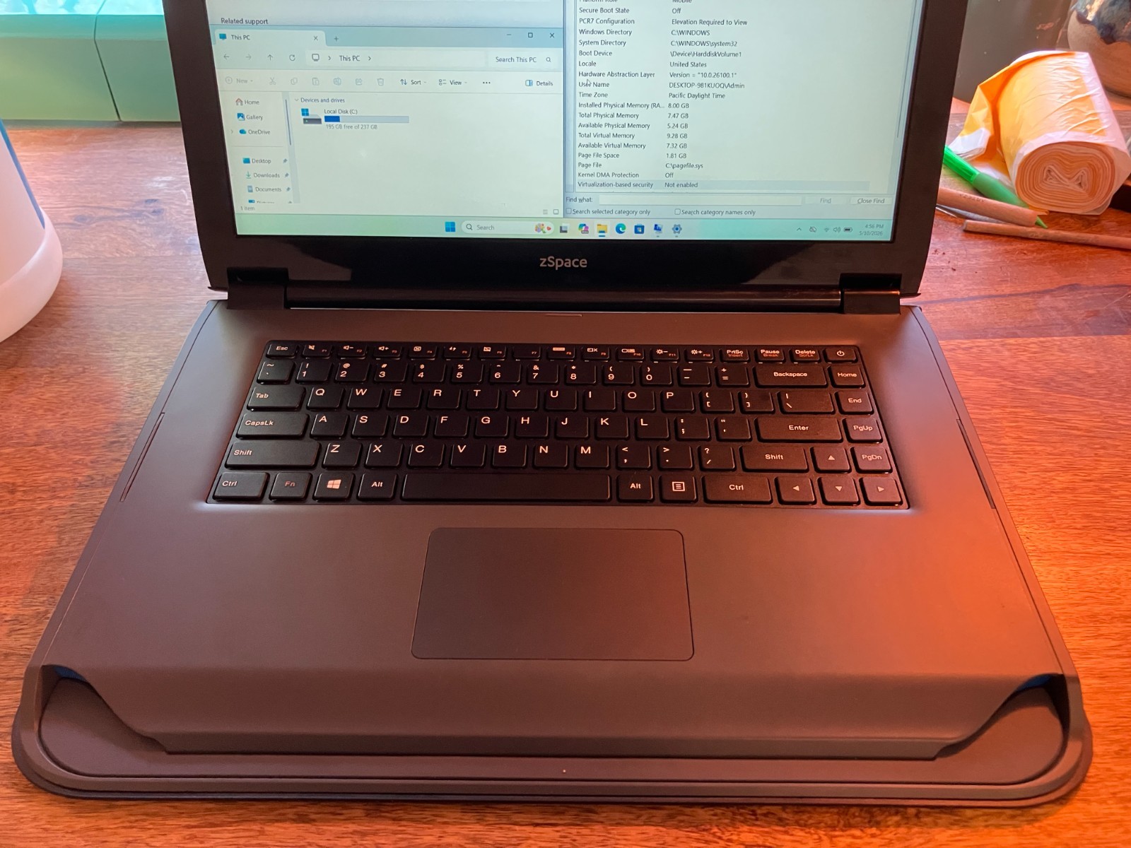 zSpace W1847 Laptop AMD A9-9420 3GHz 8GB RAM 256GB SSD Radeon R5 GPU Wifi Win 11