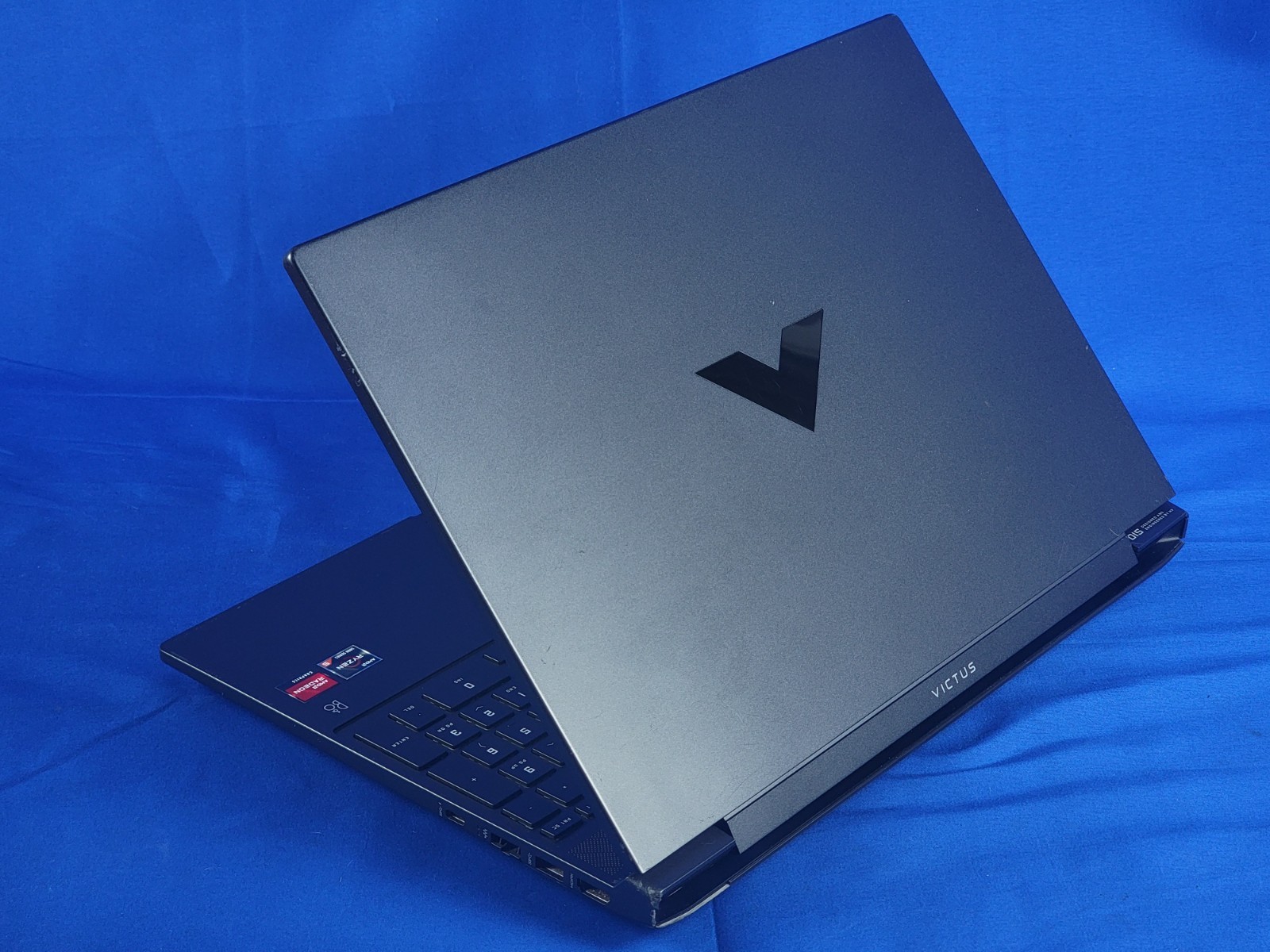 HP Victus Gaming Laptop 15-fb0015nr, Ryzen 5 5600H, 8GB RAM, 512GB SSD, Win 11