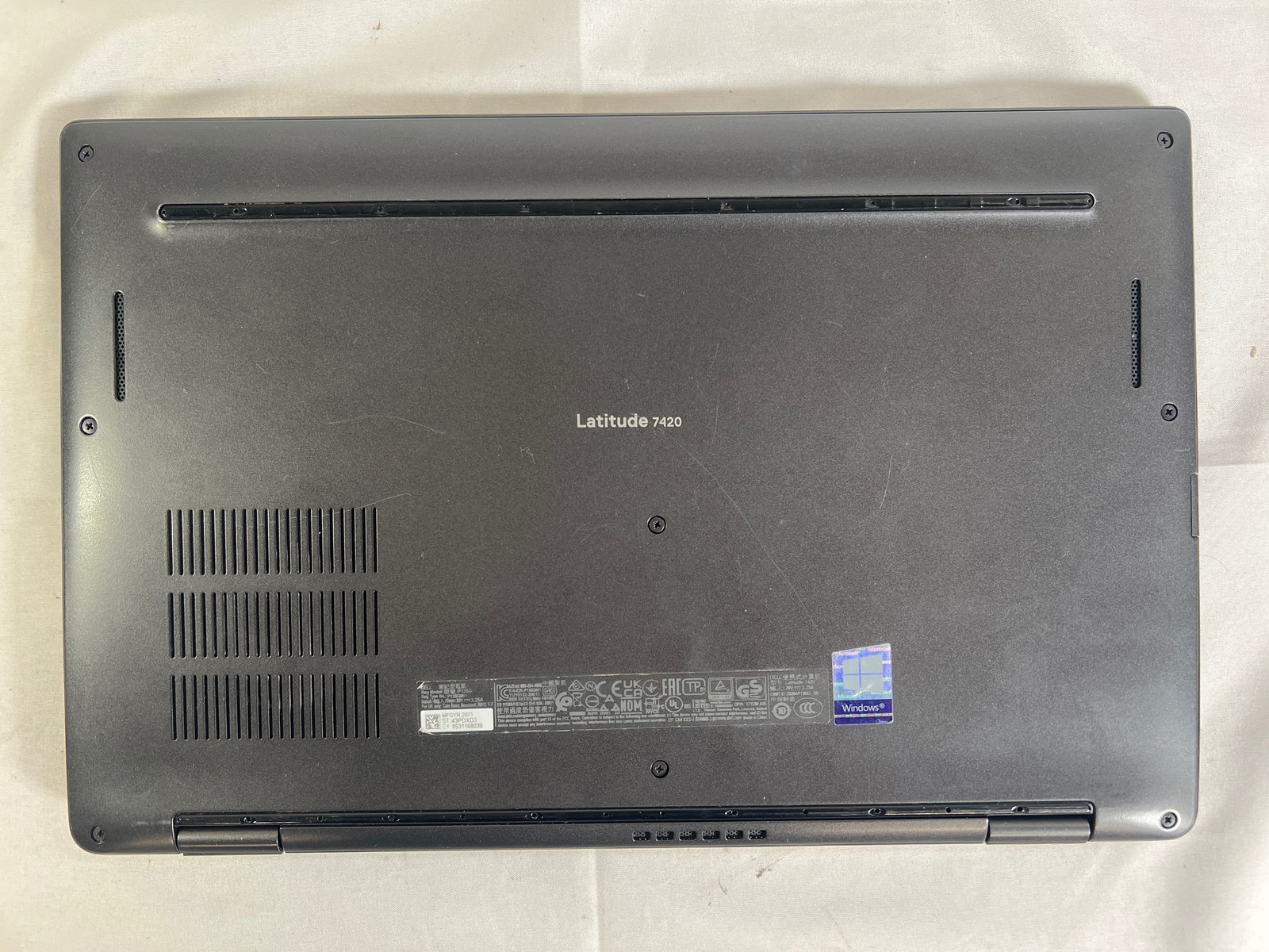Dell Latitude 7420 Intel Core i7-1185G7 @ 3.00GHz 16 GB 256GB SSD 14″