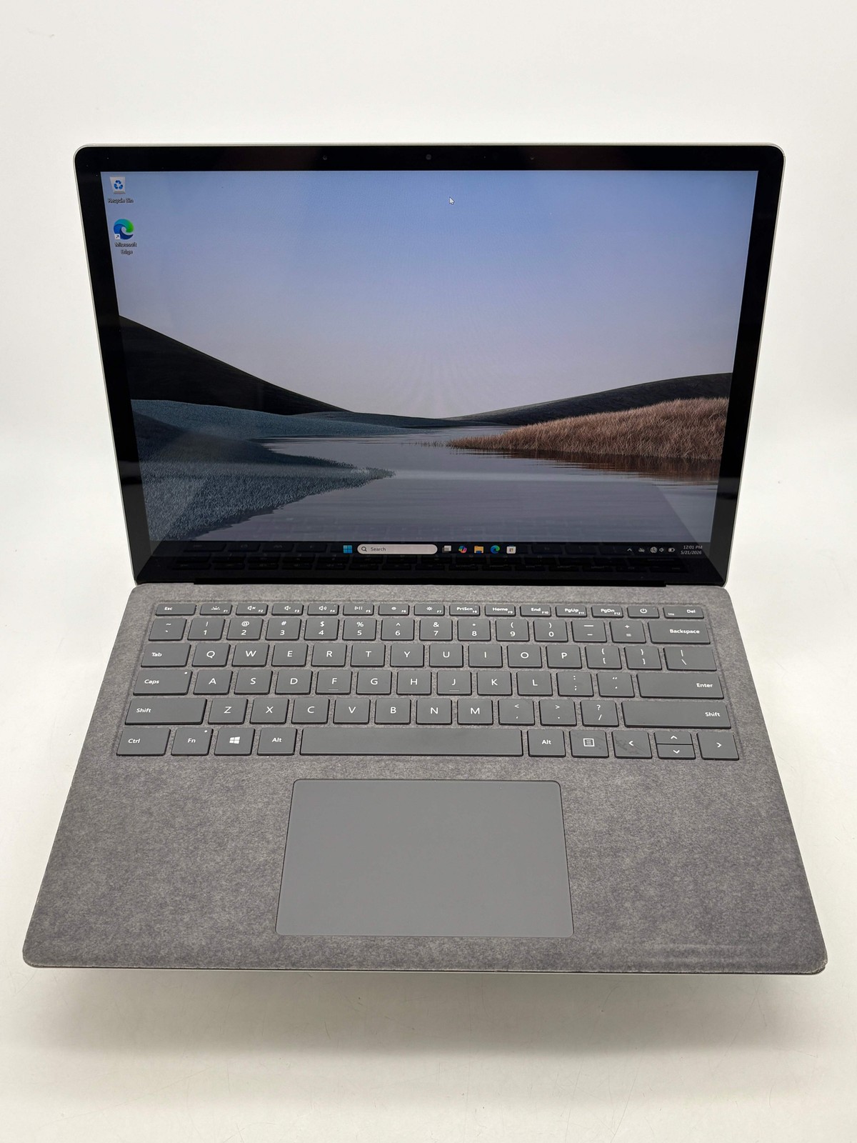 Microsoft Surface Laptop 3 14-inch Core i5 10th Gen 8GB 128GB -Read!