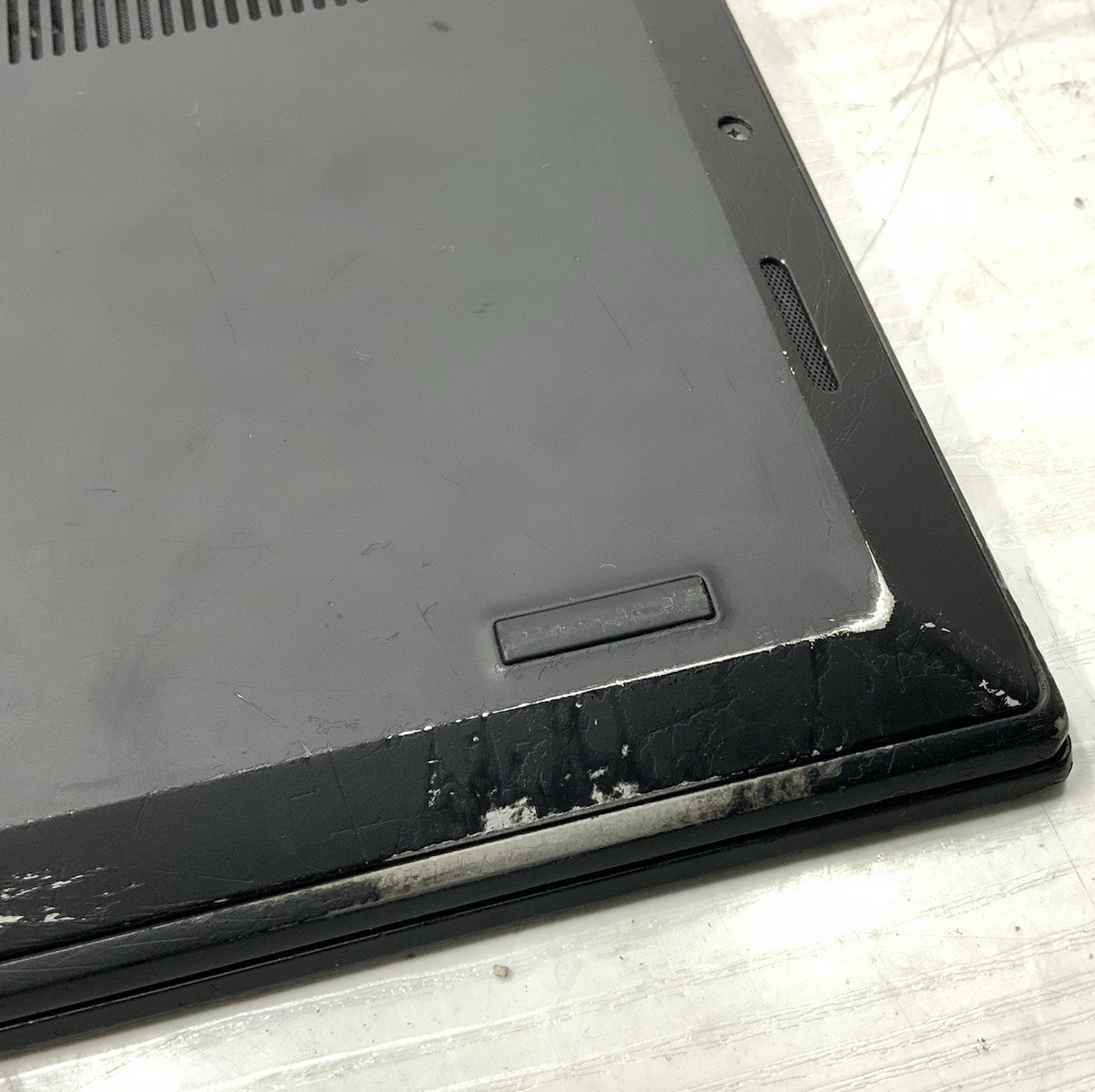 Lenovo ThinkPad P1 Gen 2 Intel Core i7-9850H 16GB DDR4 512GB Quadro T1000 W10P