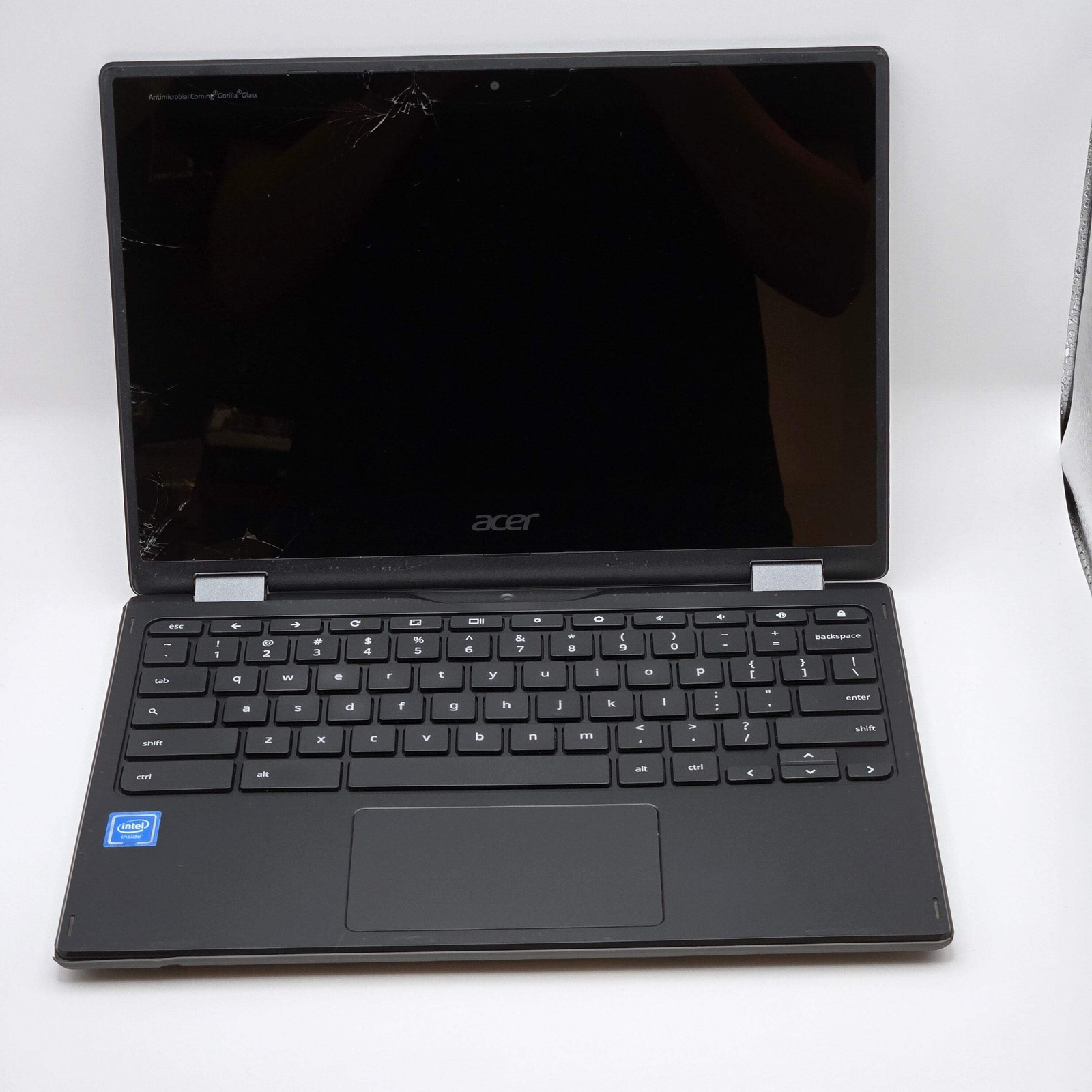 Acer Chromebook R752 Series N18Q6 11″ 32GB 4GB RAM – Cracked Screen Bad Battery