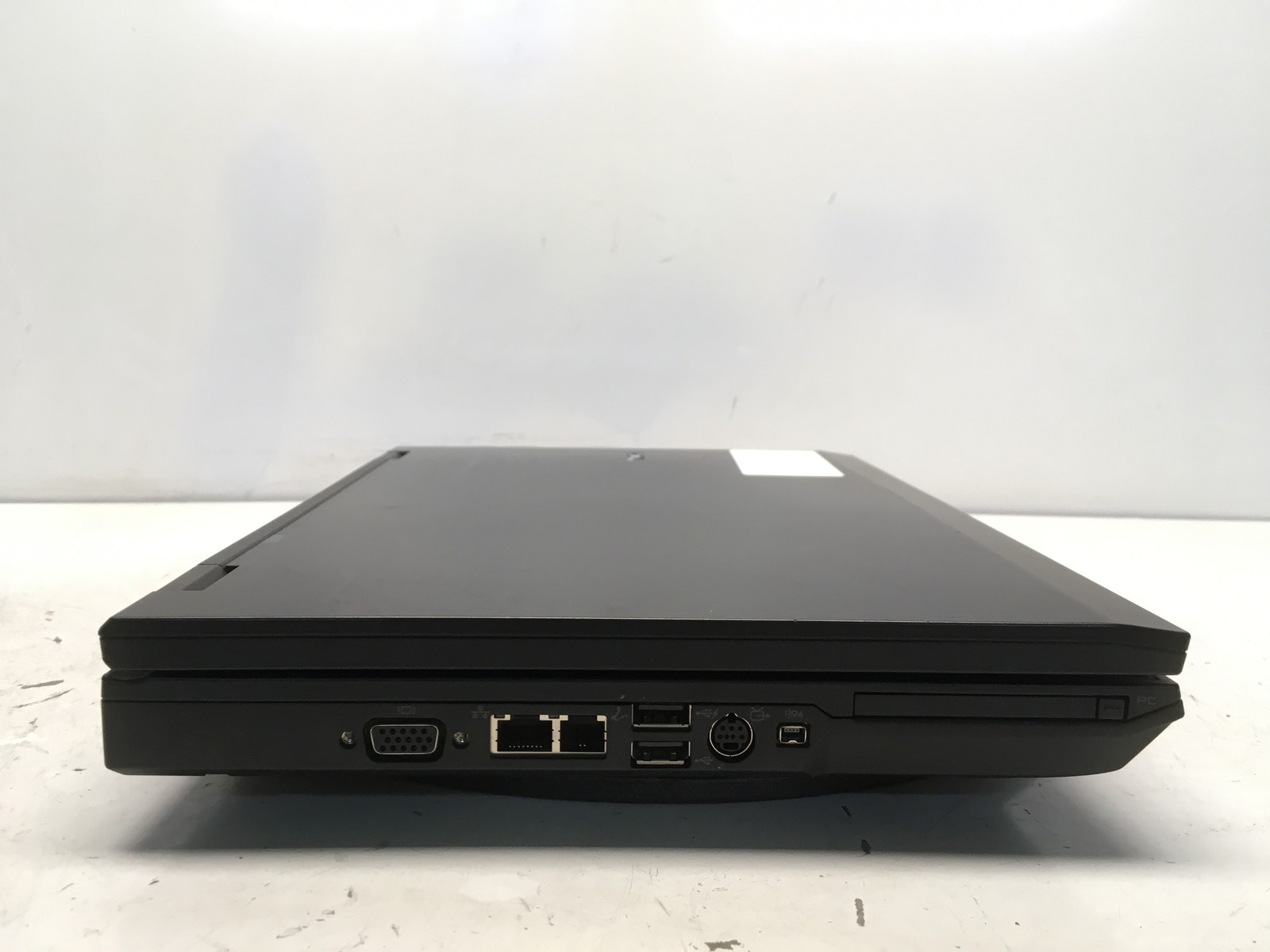 Dell Latitude E5400 Intel Core 2 Duo P8700 2.53GHz 4 GB NO HDD No Batt
