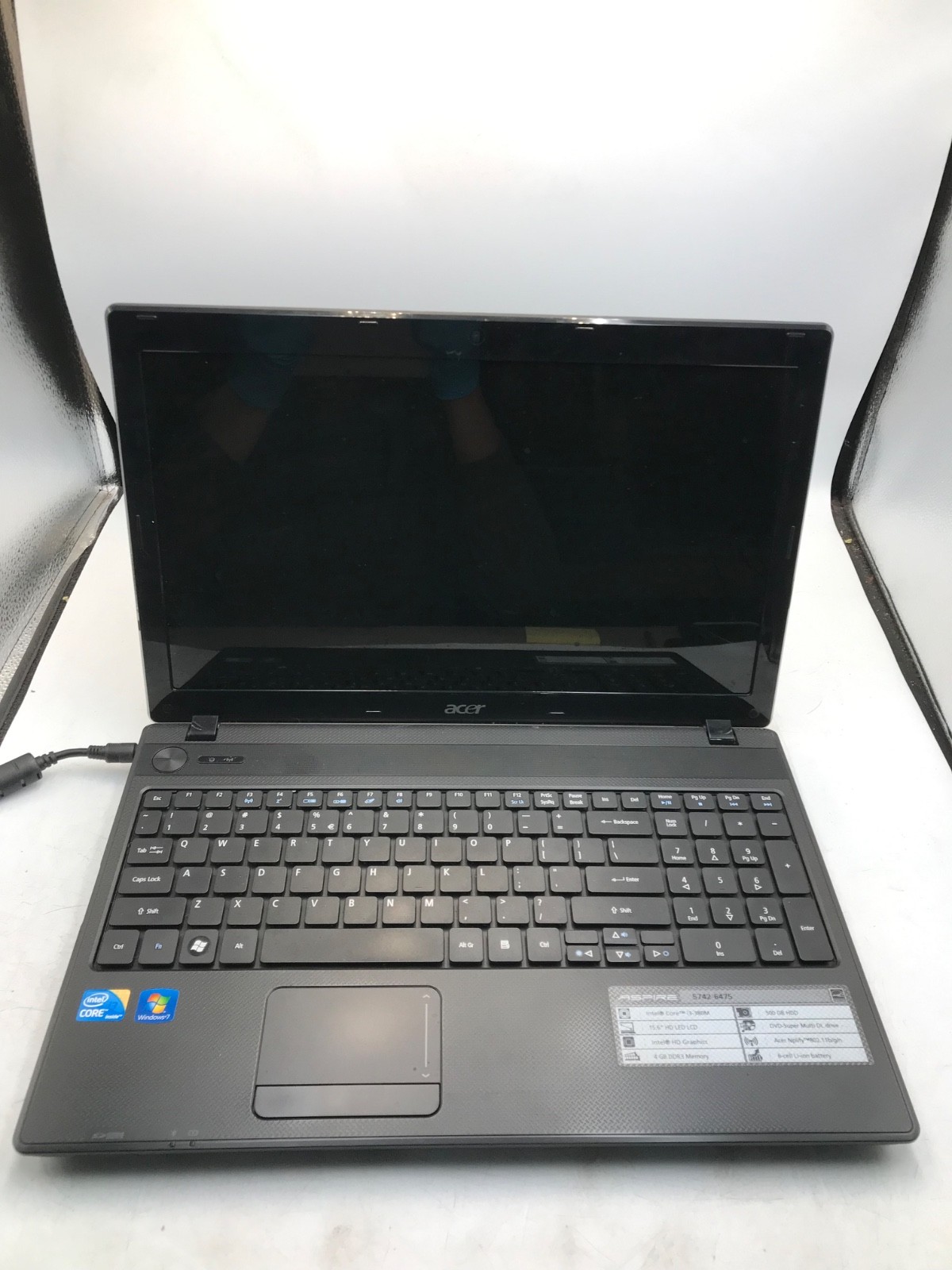Acer Aspire 5742 Intel Core i3-380M Intel 15.6″ Laptop-NO POWER-MZ
