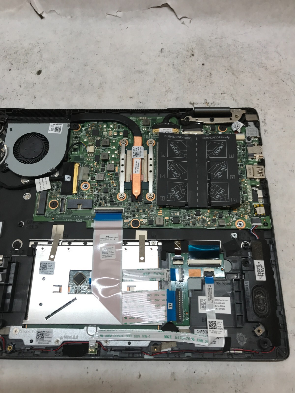 Dell Latitude 3379 13″ Laptop Intel Core i3 NO RAM NO SSD/OS For Parts AS IS DW