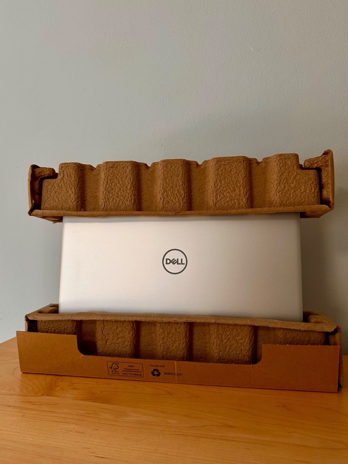 Dell Inspiron 5425 14, 512GB, 16GB RAM, AMD Ryzen 7 5825U, AMD Radeon, W11 Pro