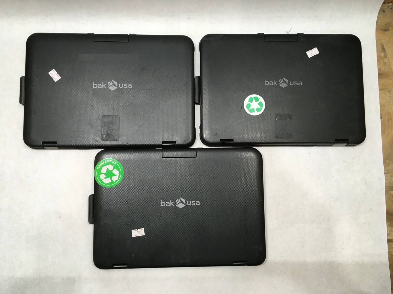 Lot of 10 Bak USA ED20GM Celeron Power Issues Broken Screens For Parts- FT