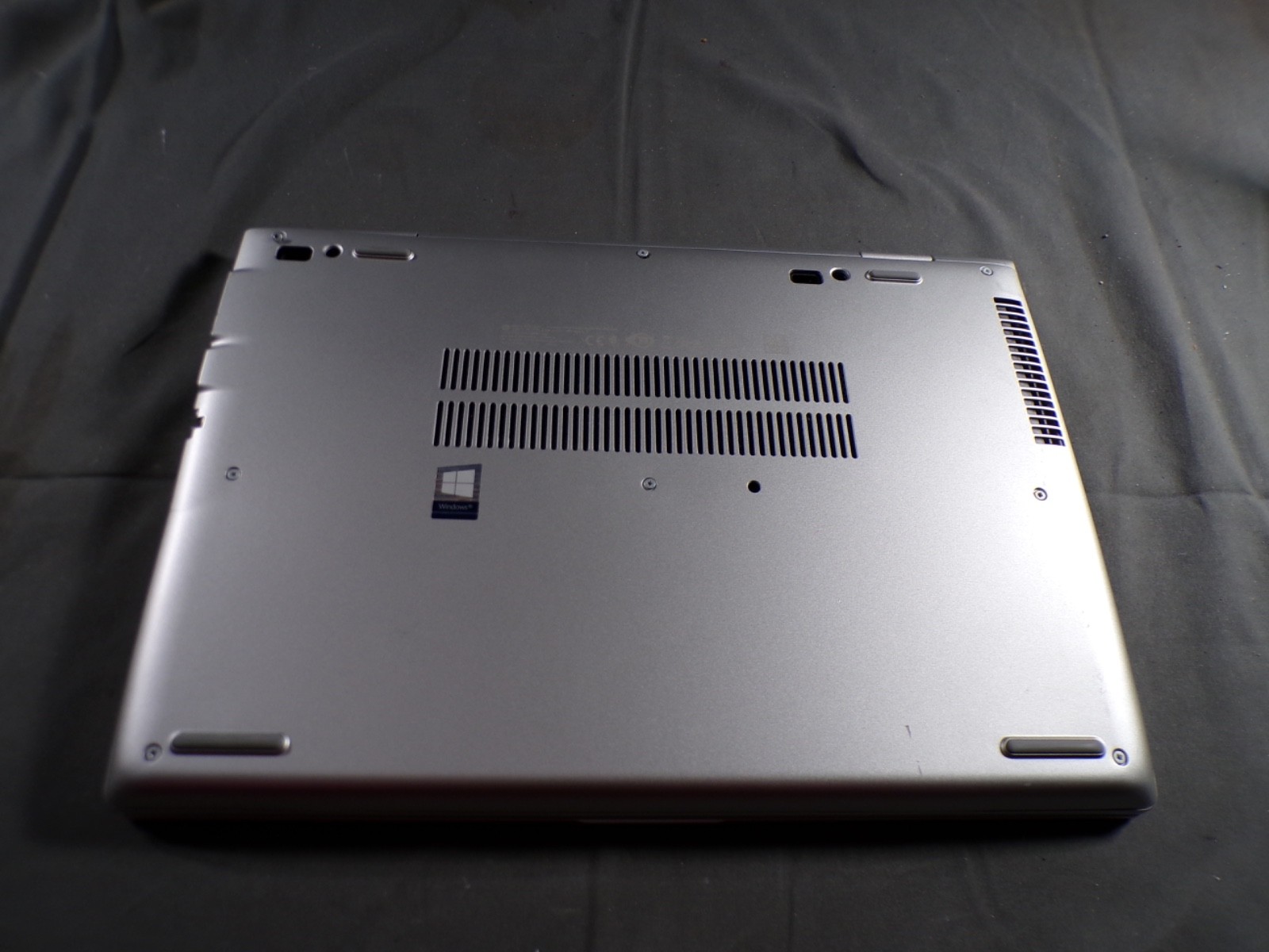 HP PROBOOK 640 G5 INTEL CORE I7-8665U 1.90GHZ 8GB RAM **NO HD/ NO CADDIE/ NO OS/